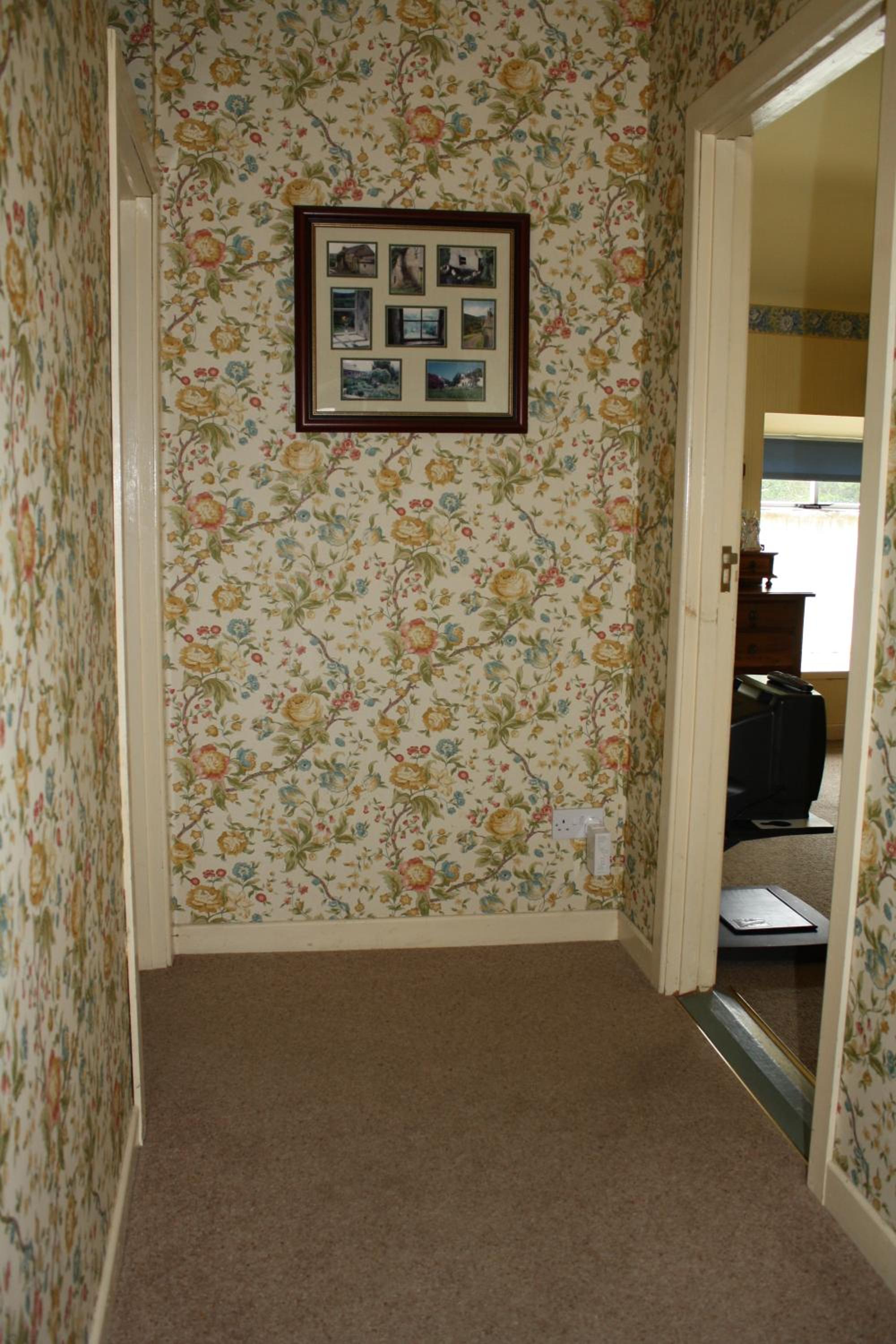 Double or Twin Room - Photo 2