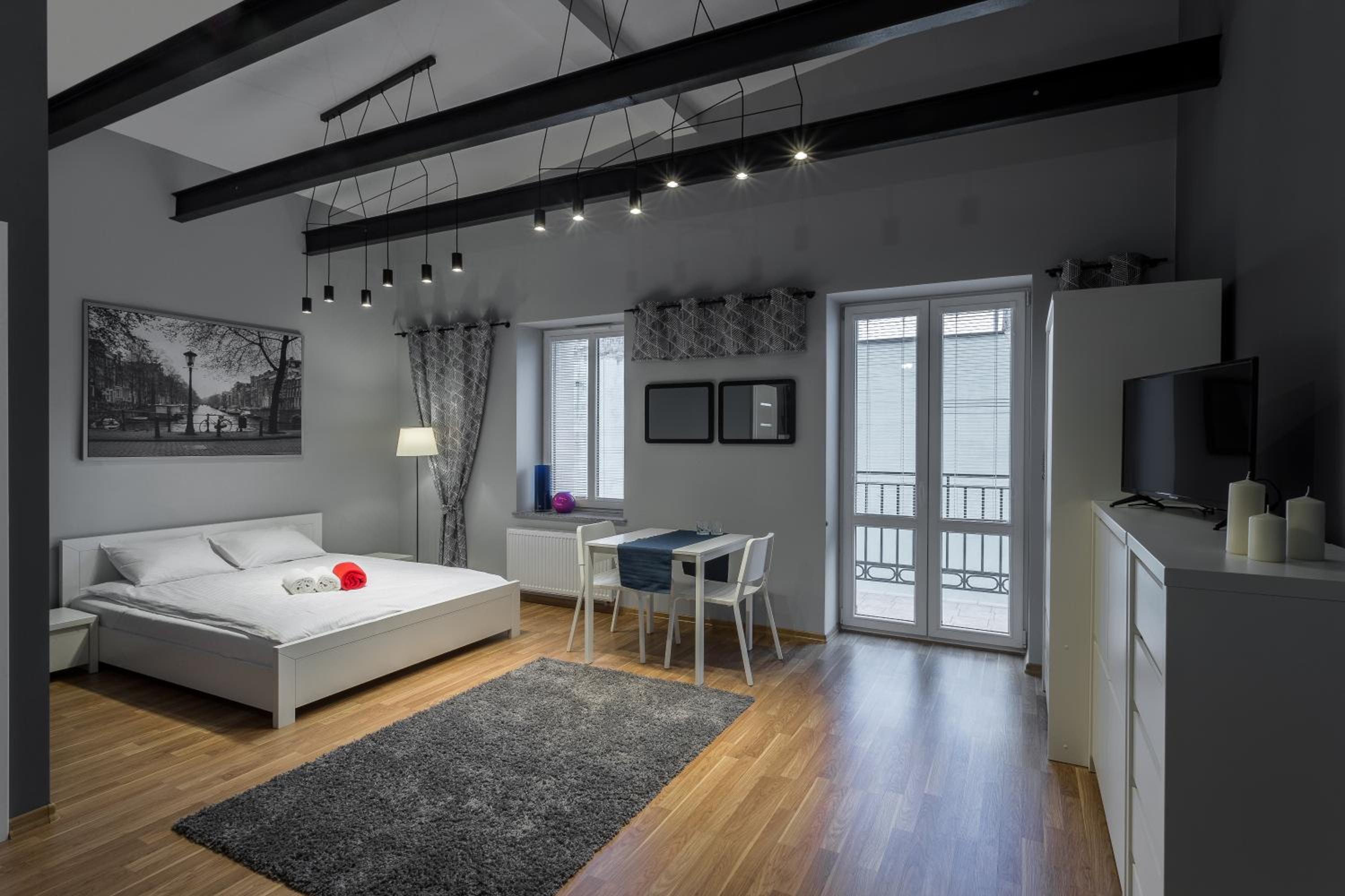 Apartment - Photo 13