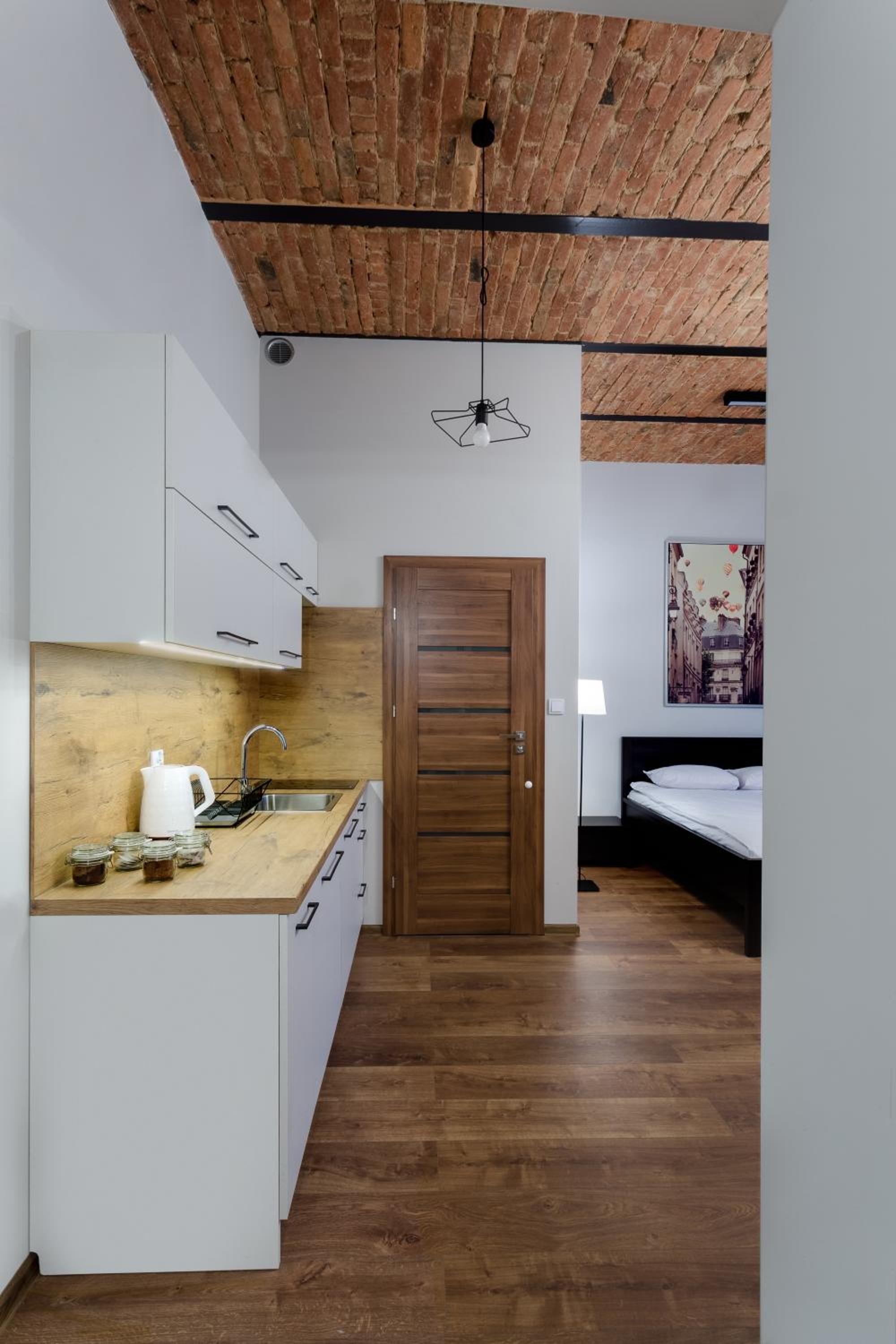 Apartment - Photo 4