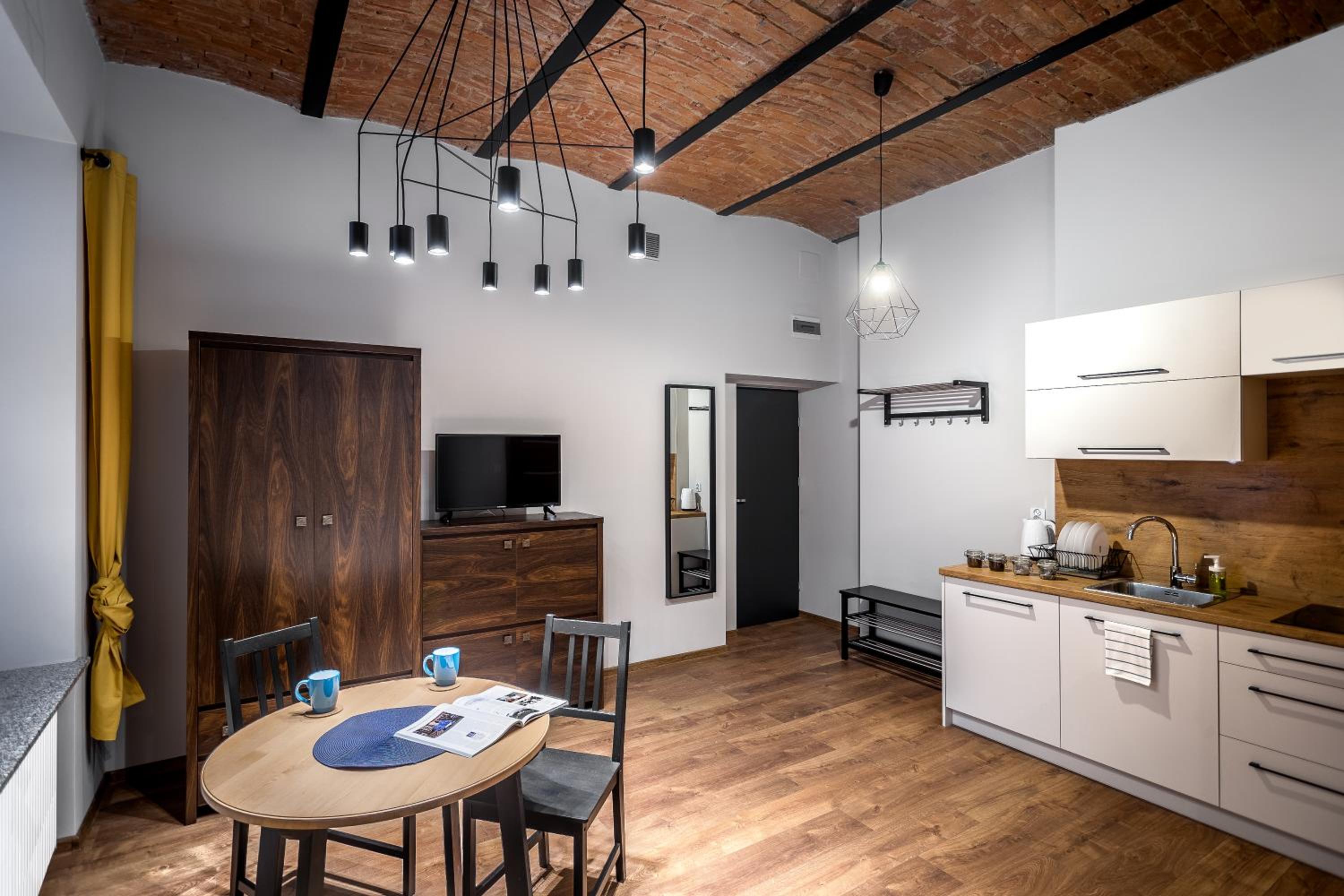 Apartment - Photo 9