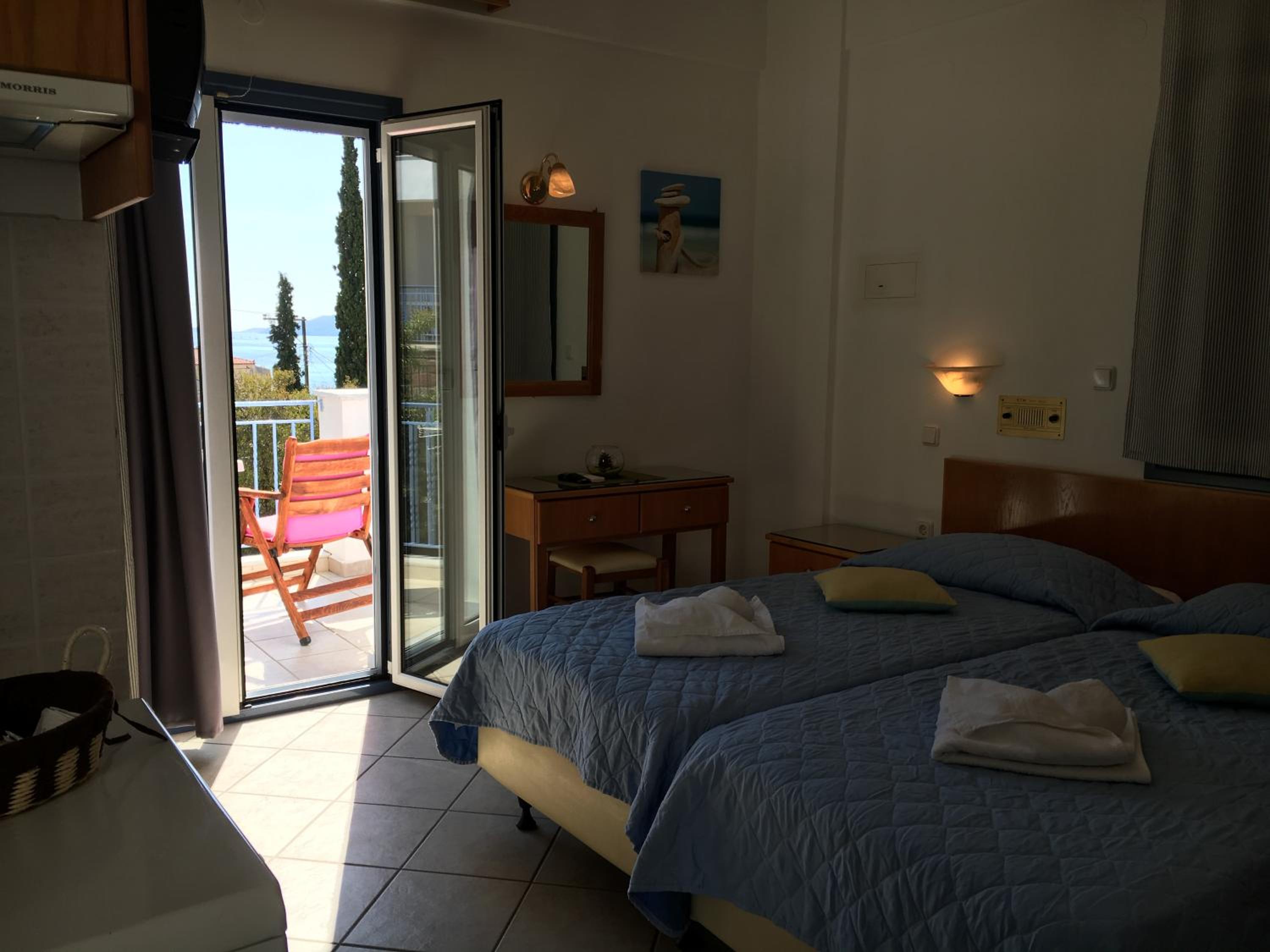 Studio with Sea View photo 3