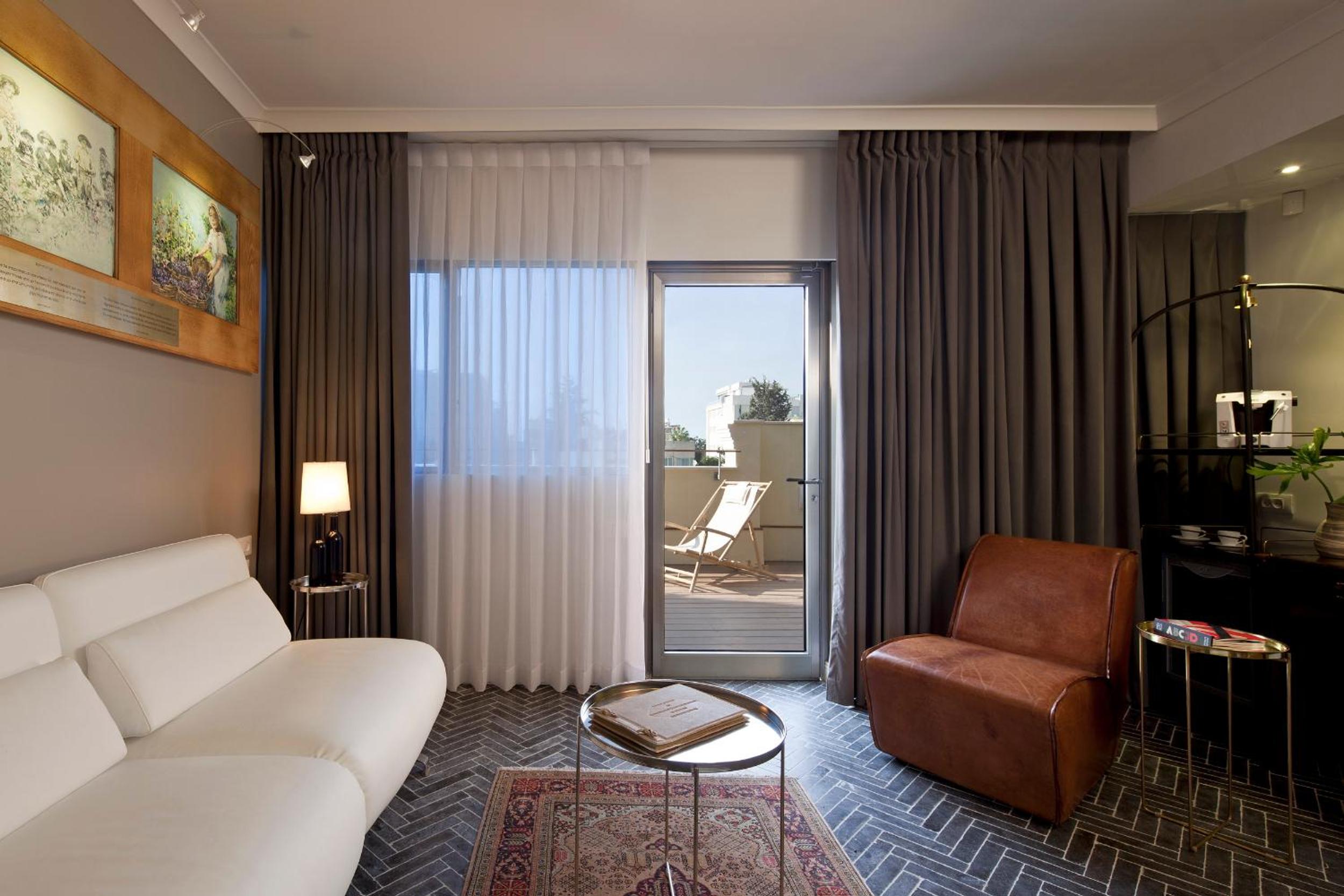 Premium Suite with Terrace photo 2