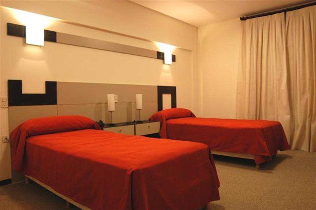 Standard Double or Twin Room photo 3
