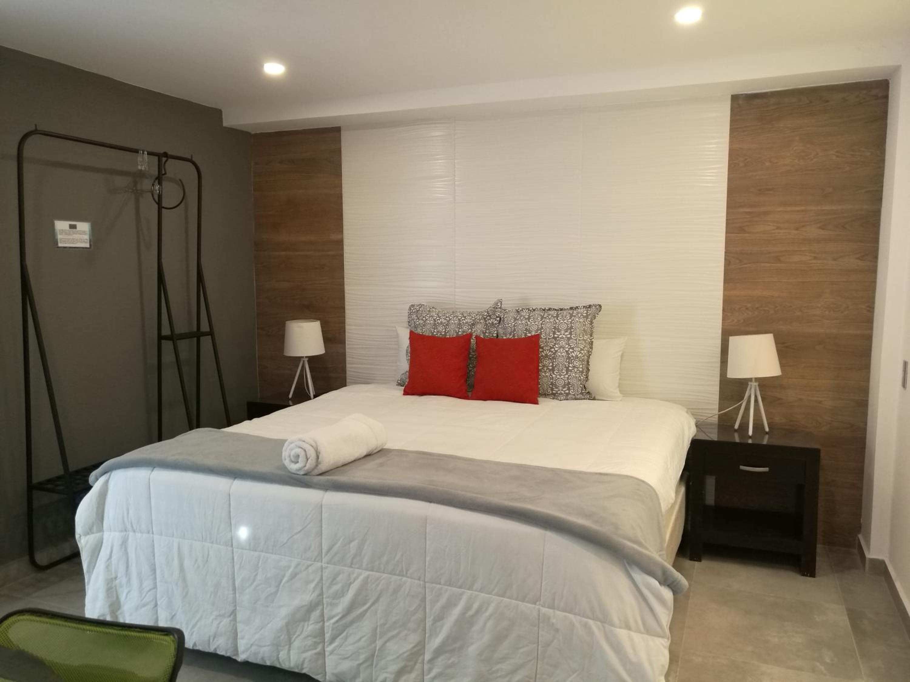 Large Single Room photo 3