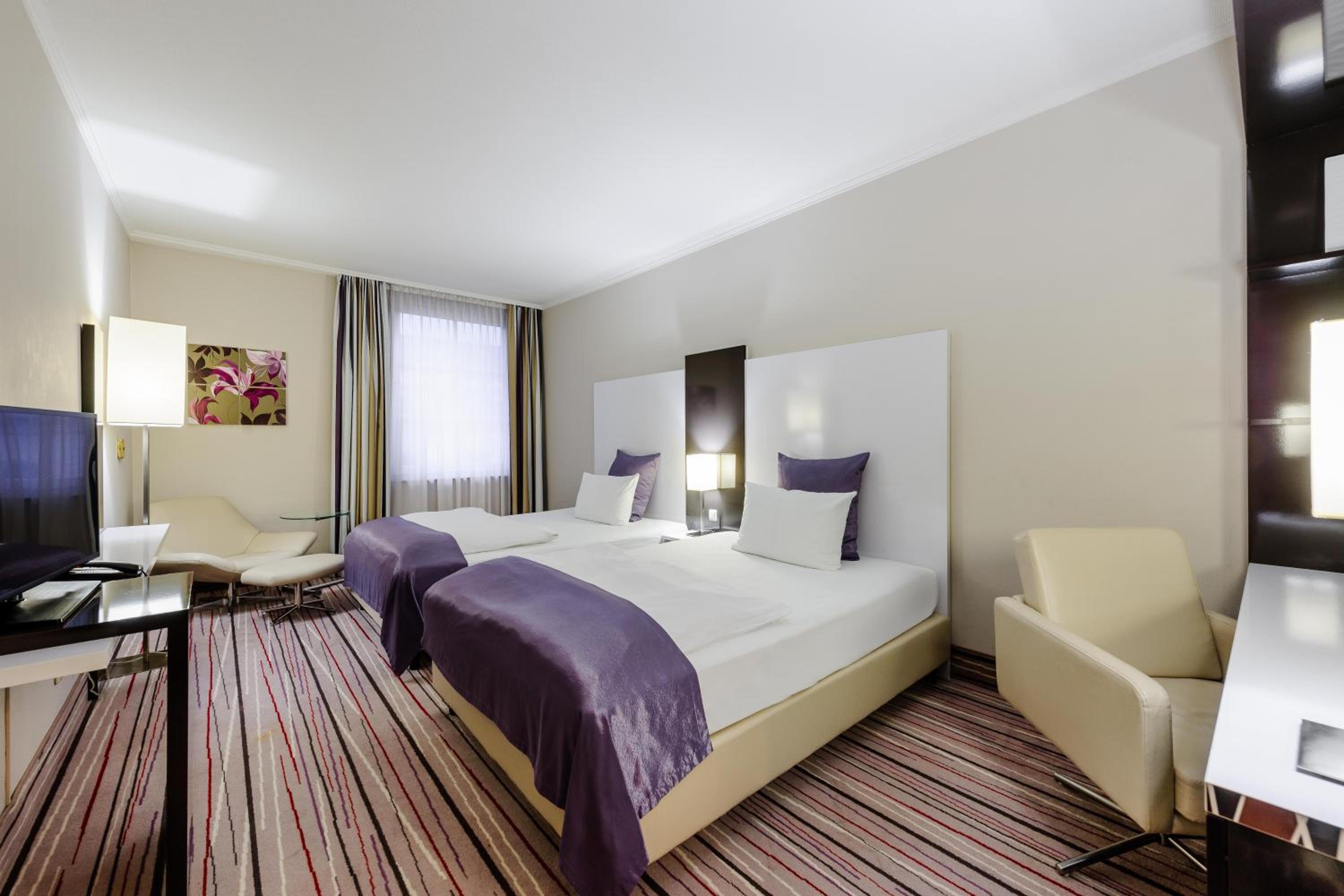 Standard Twin Room - Photo 1