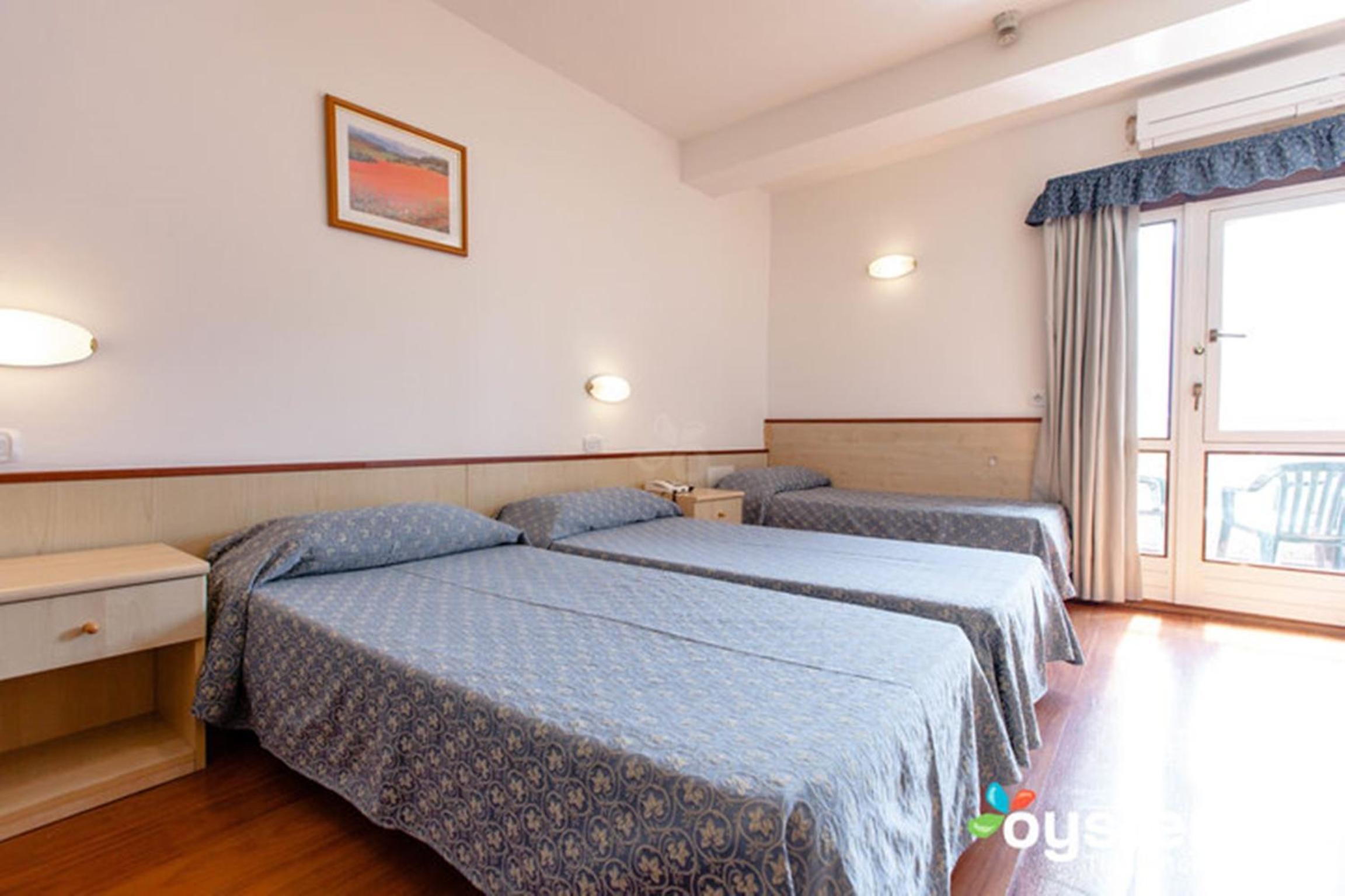Triple Room with Lake View photo 1