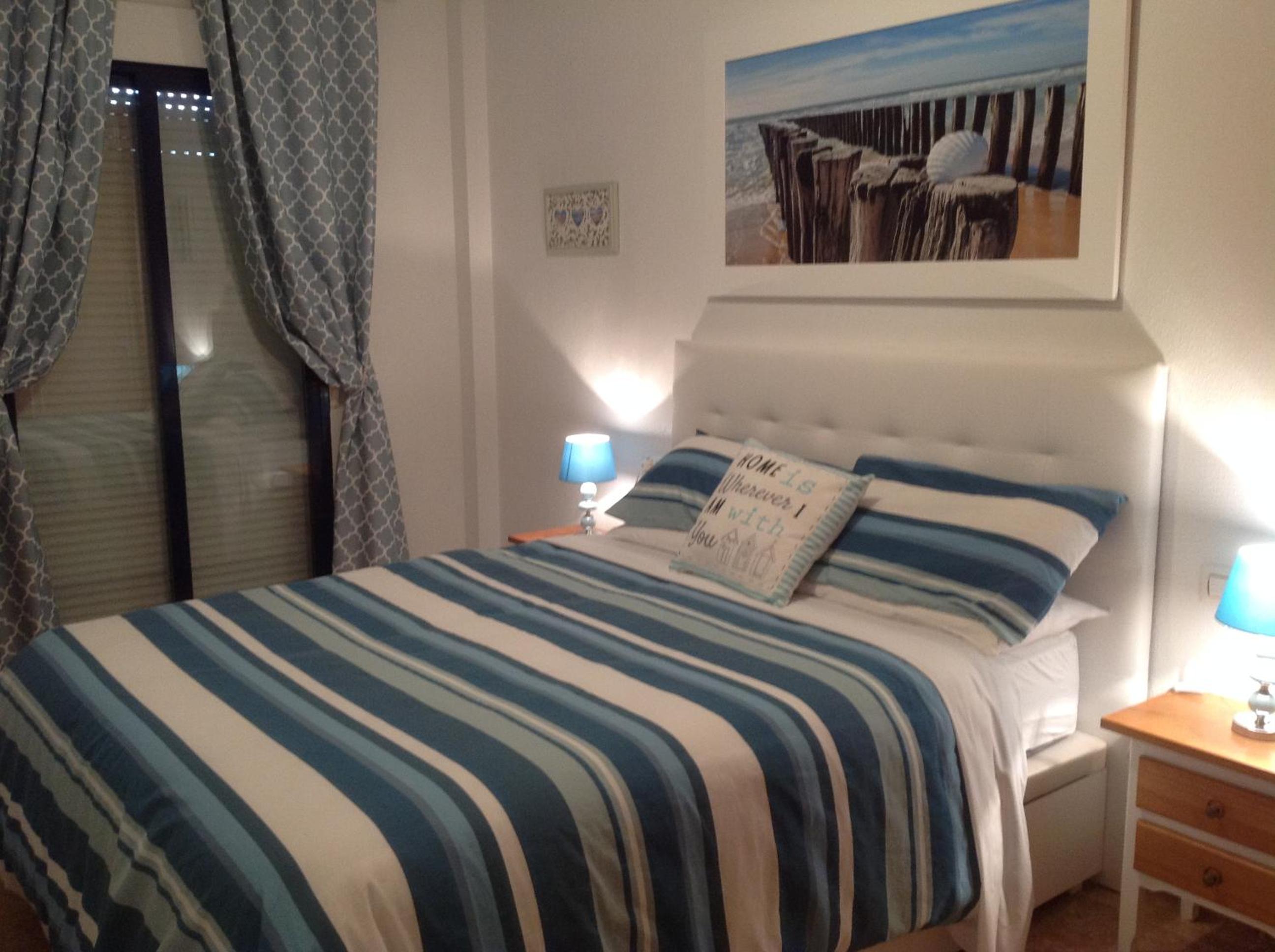 Apartamento con vista a la piscina