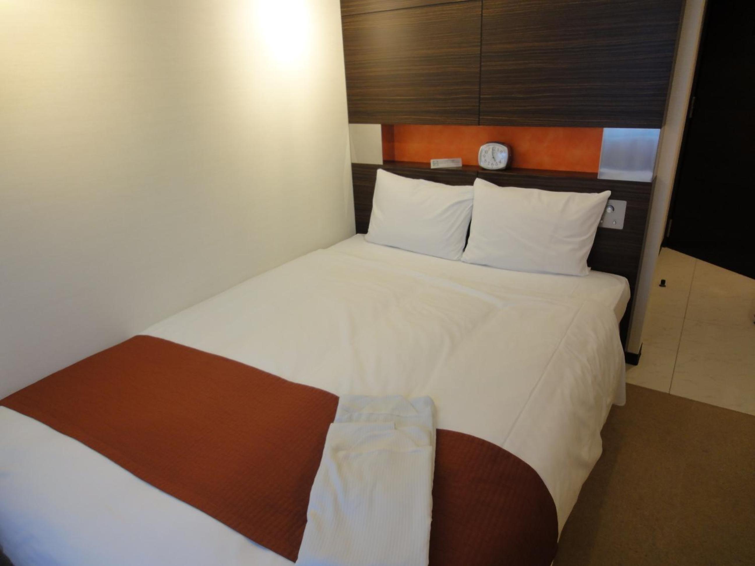 Double Room - Smoking photo 1