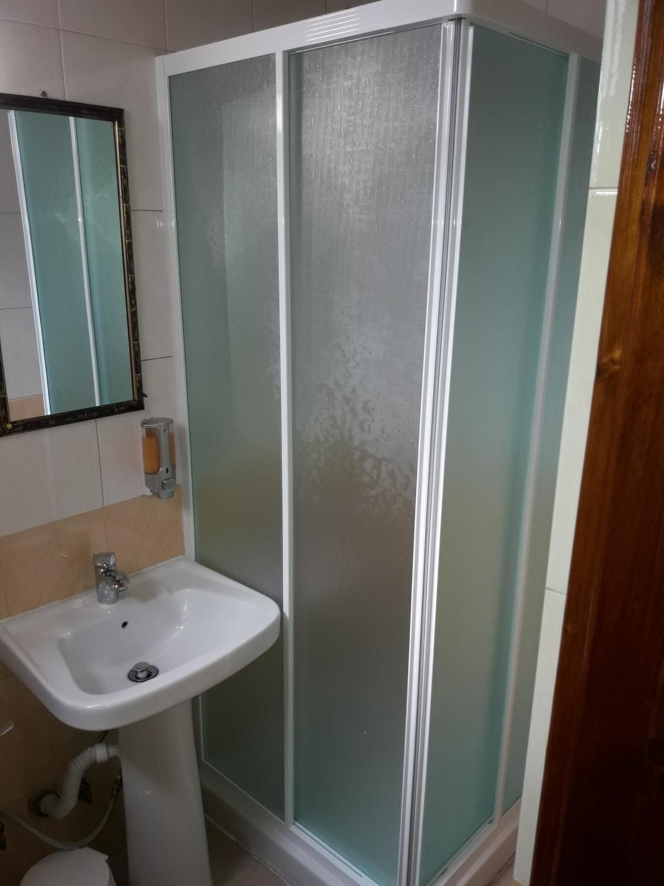 Deluxe Double or Twin Room photo 2