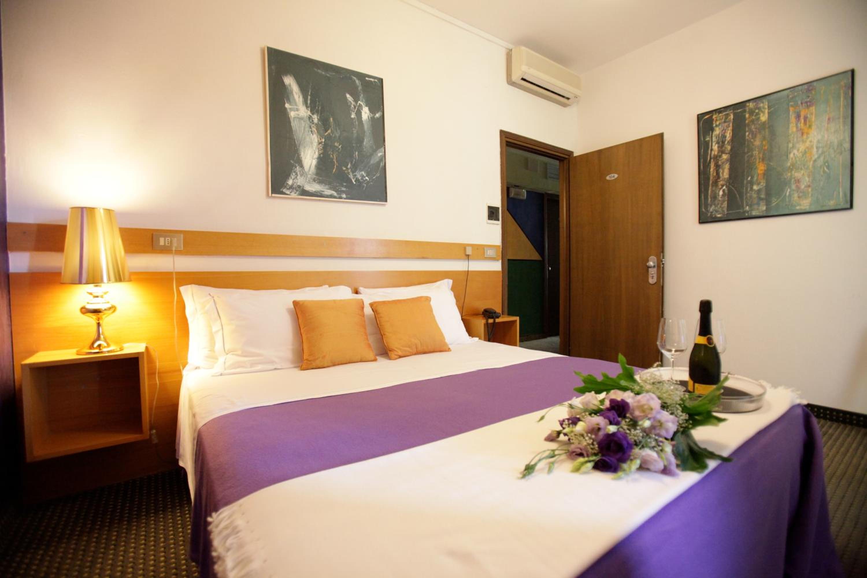 Triple Room - Photo 1
