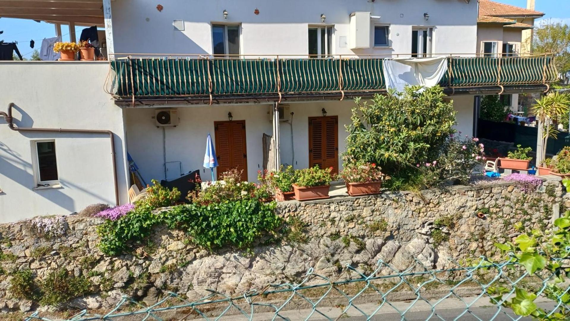 Quadruple Room with Balcony photo 2