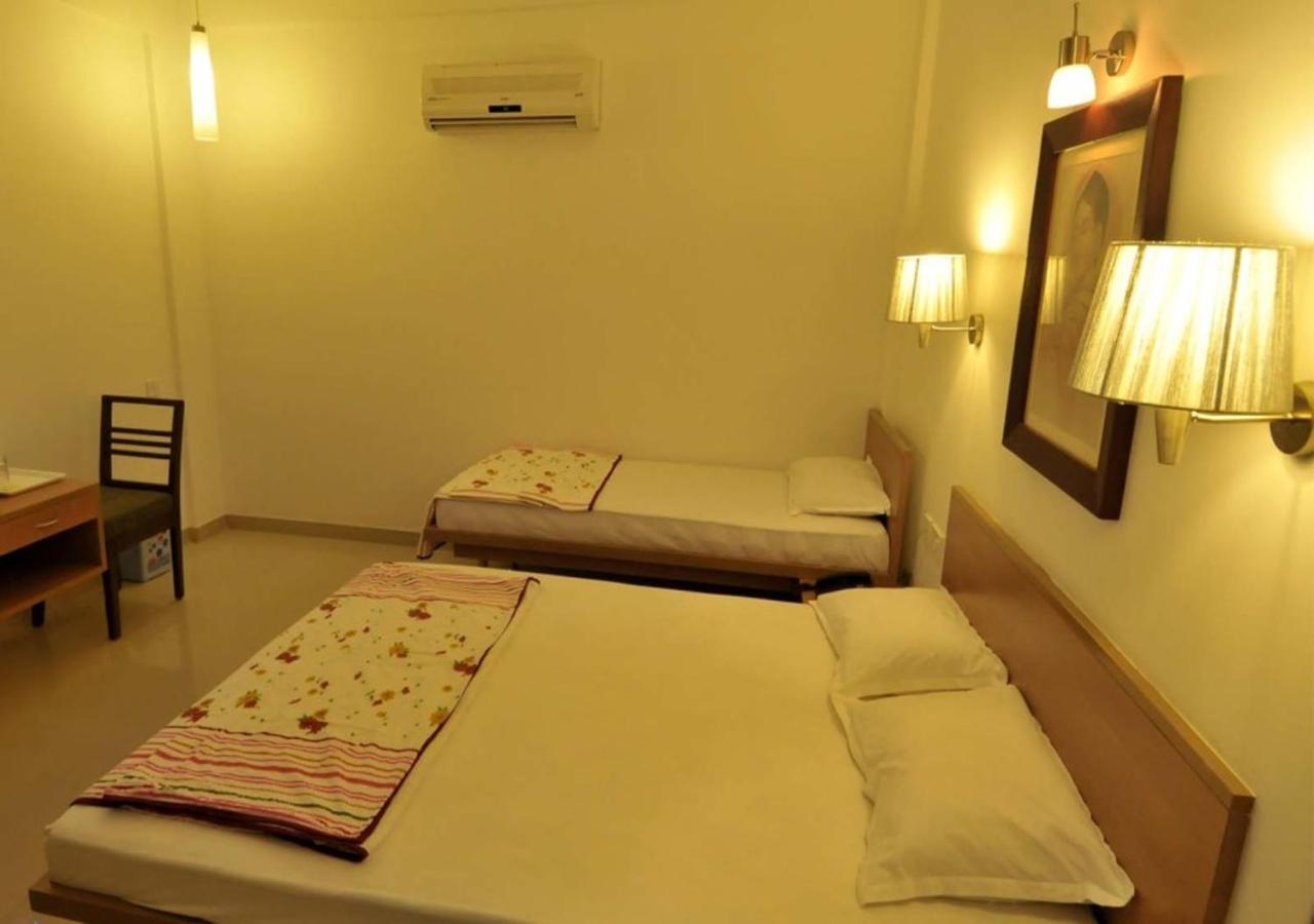 Deluxe Room - Photo 6