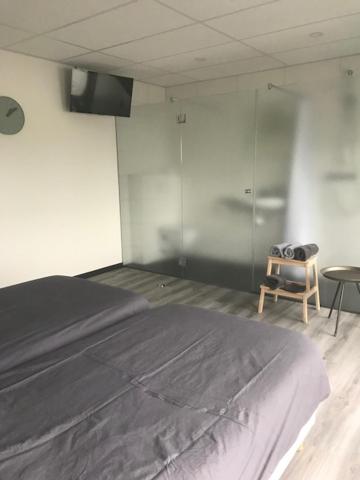 Standard Double Room with Two Double Beds photo 1