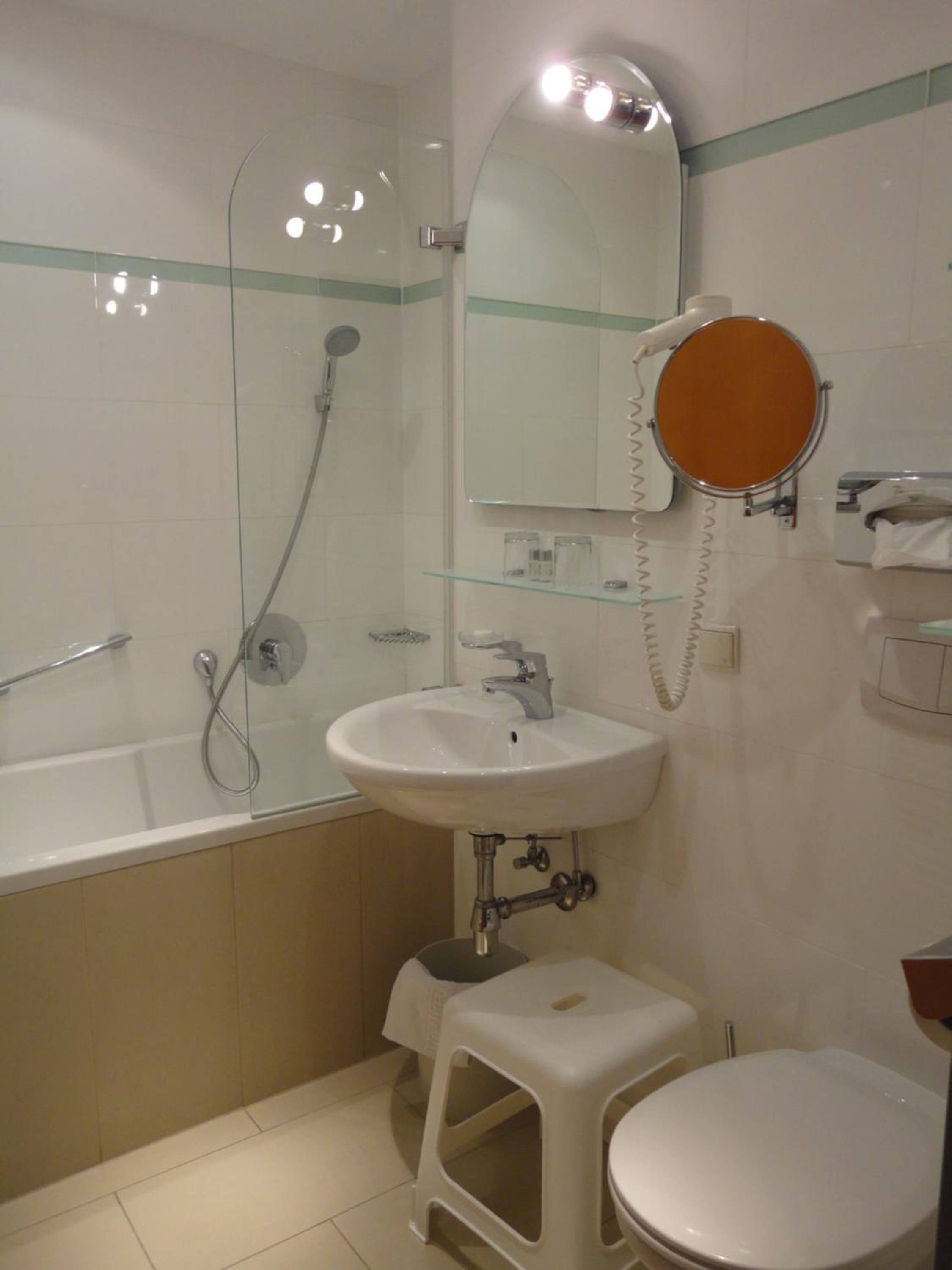 Double Room - Photo 2