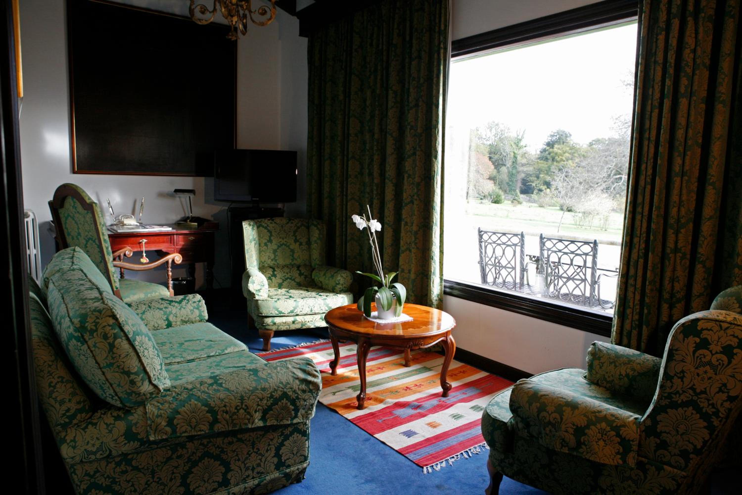 Suite with Hydro Massage and Terrace - Photo 26