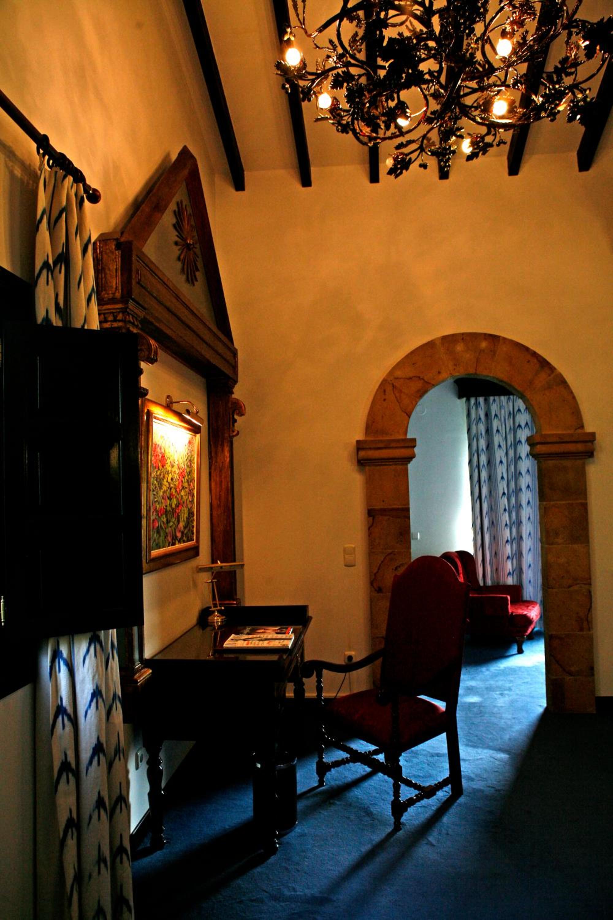 Suite with Hydro Massage and Terrace - Photo 25