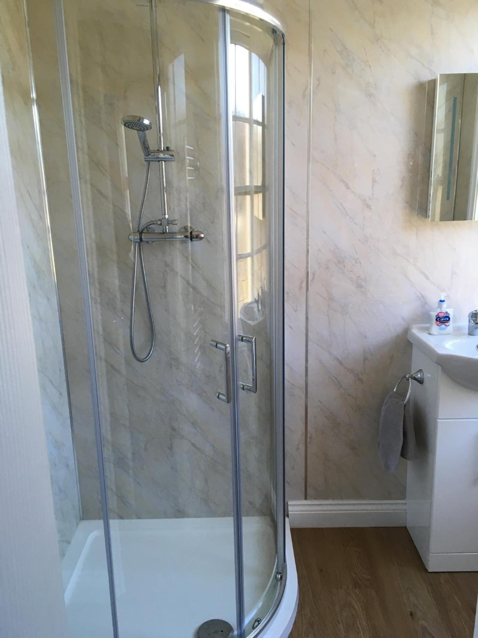 Deluxe Double Room with Shower - Photo 6