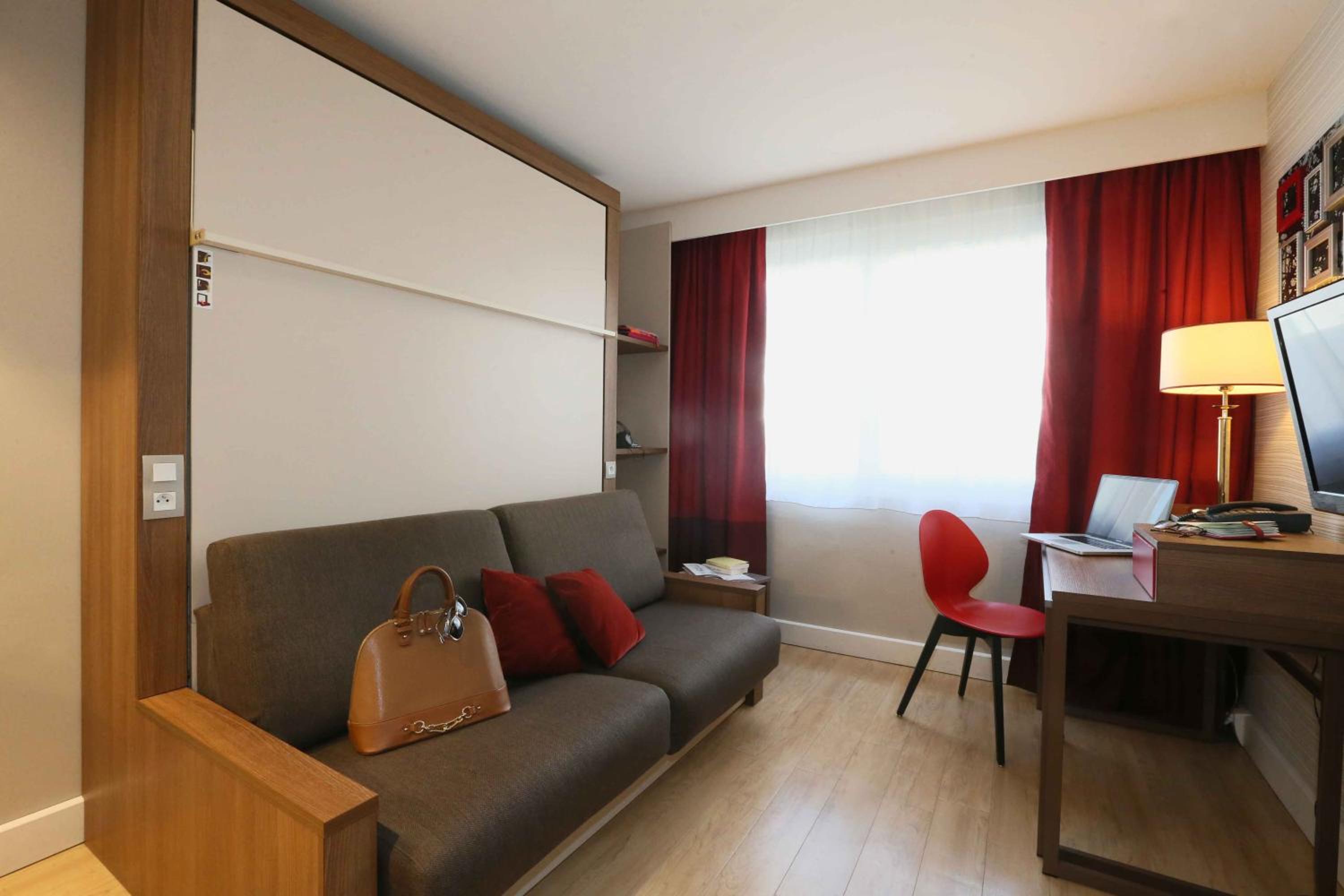 Studio (2 Adults) - Photo 1