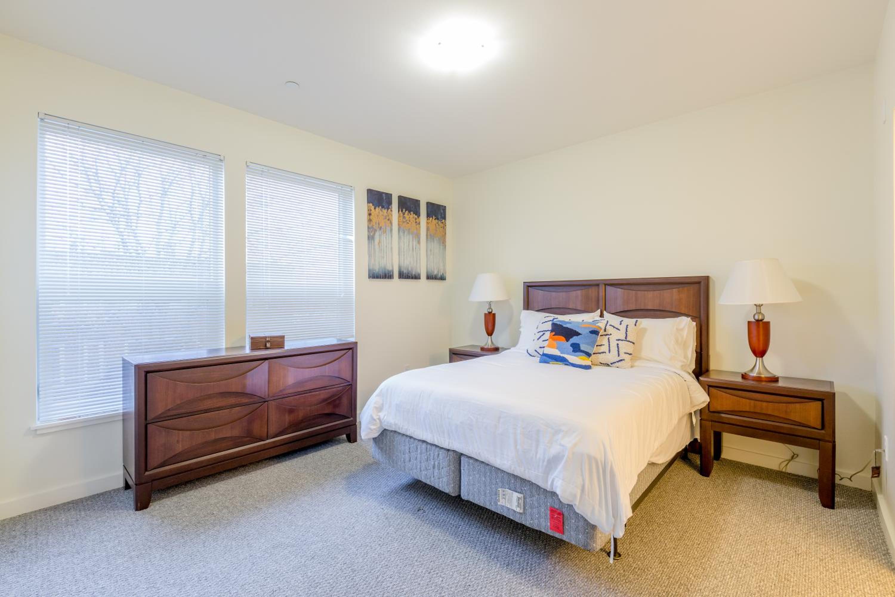 Two-Bedroom Apartment photo 2