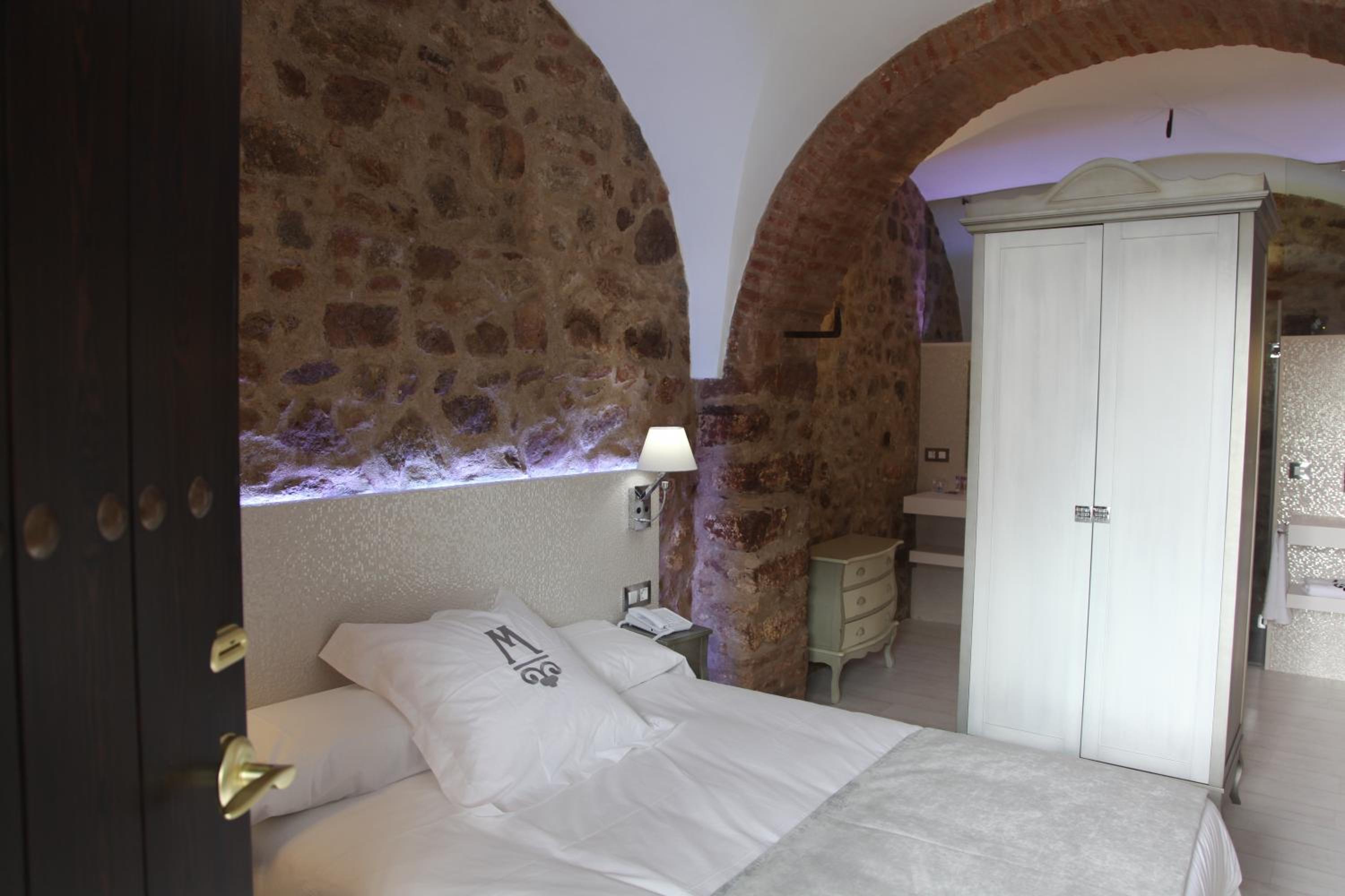 Superior Double Room - Photo 4