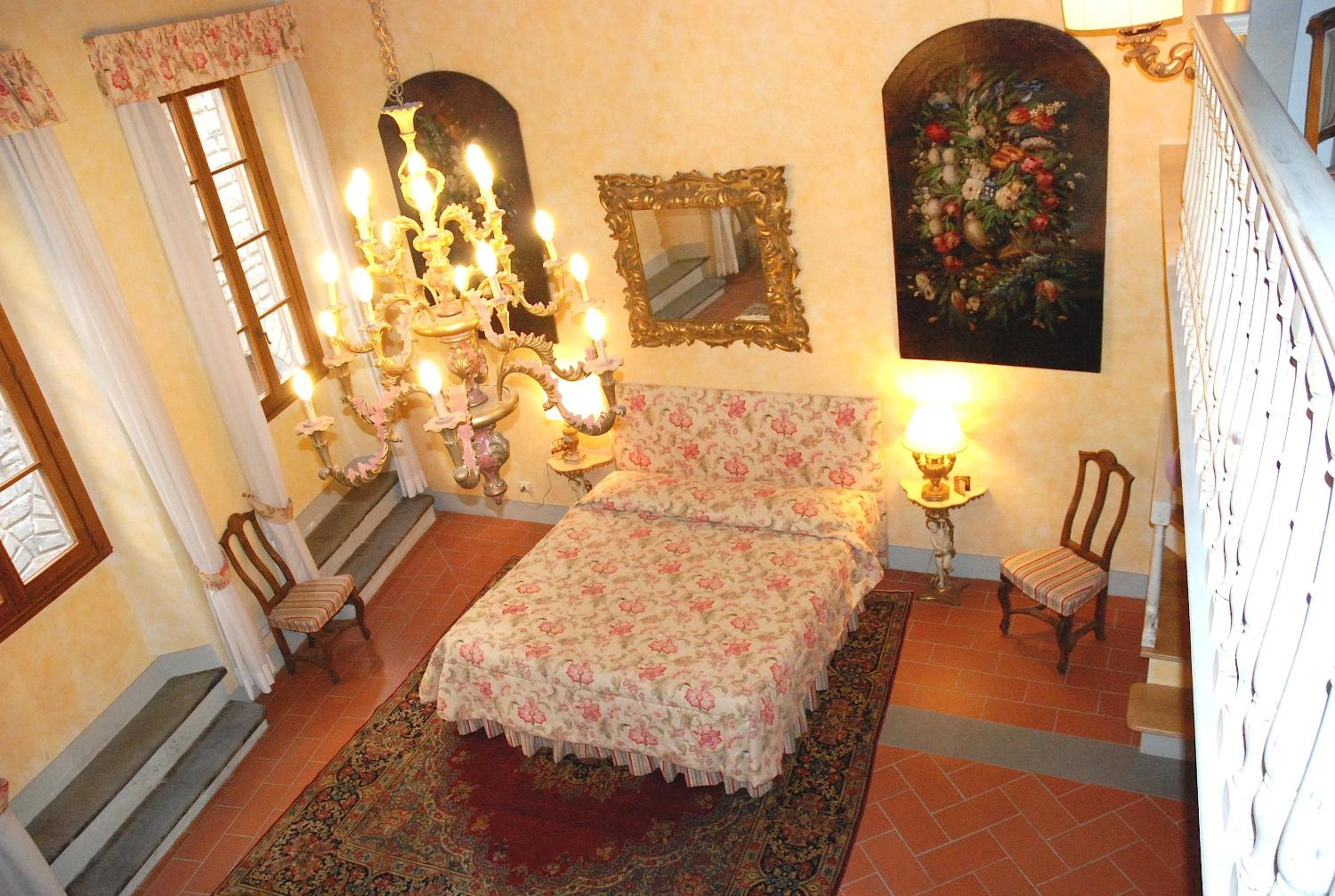 Luxury Suite photo 1