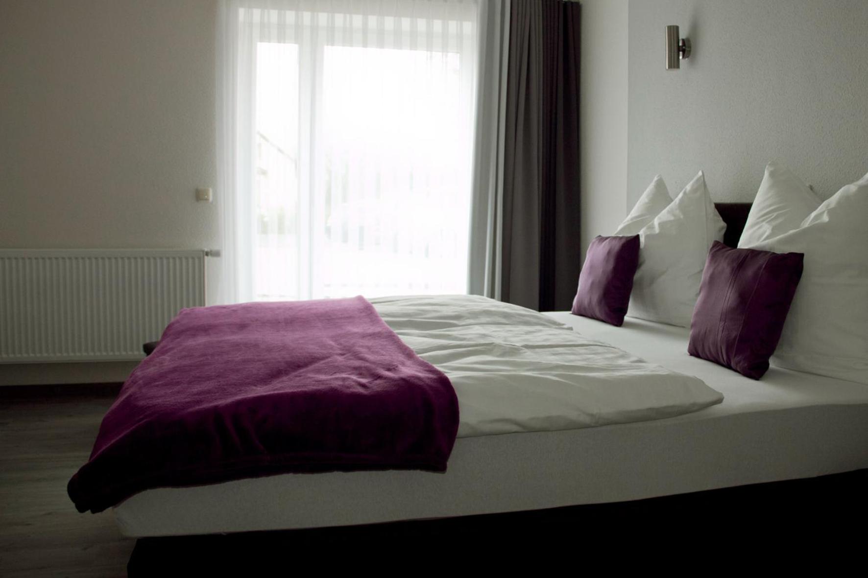 Double Room - Photo 6