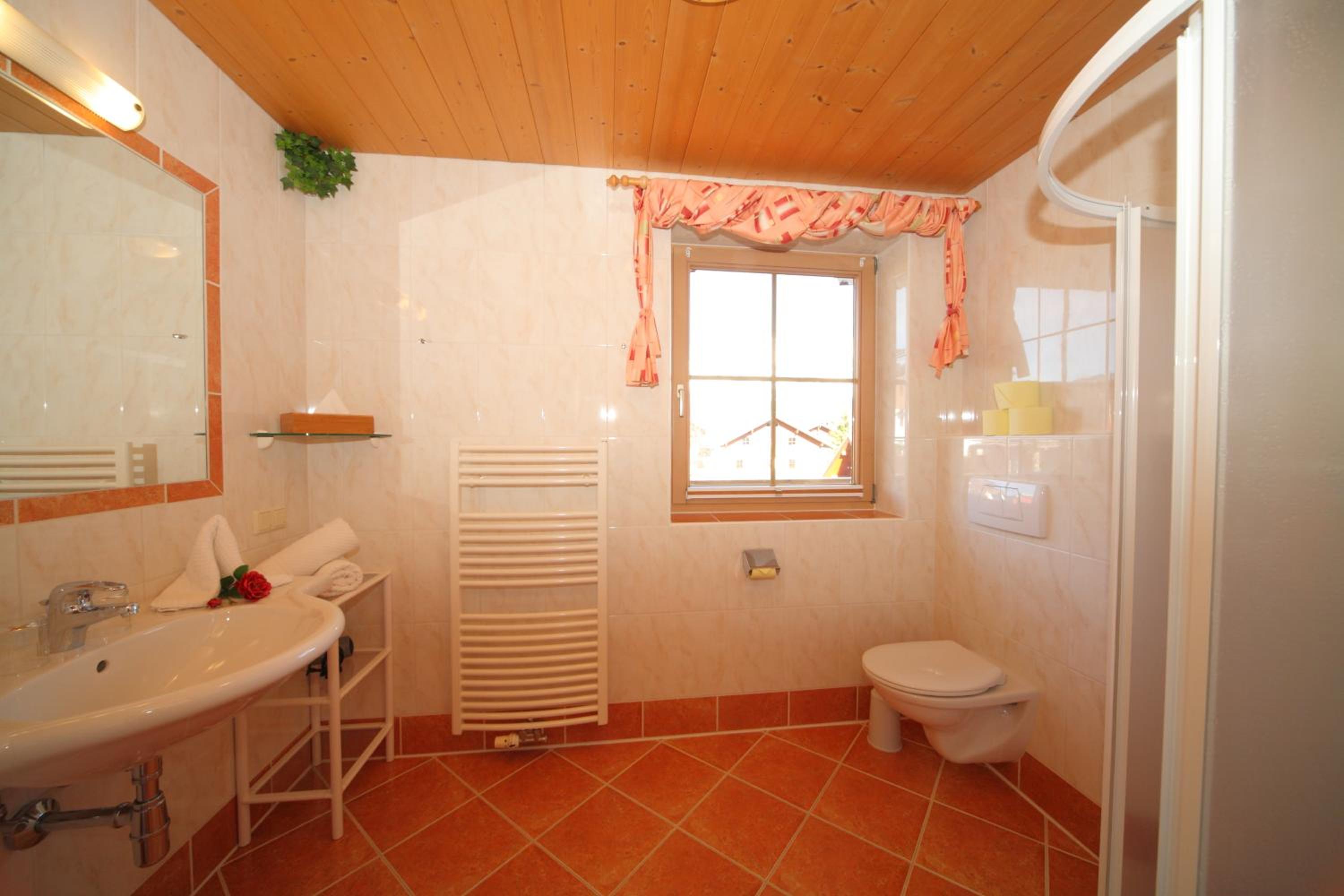 Double or Twin Room - Photo 2
