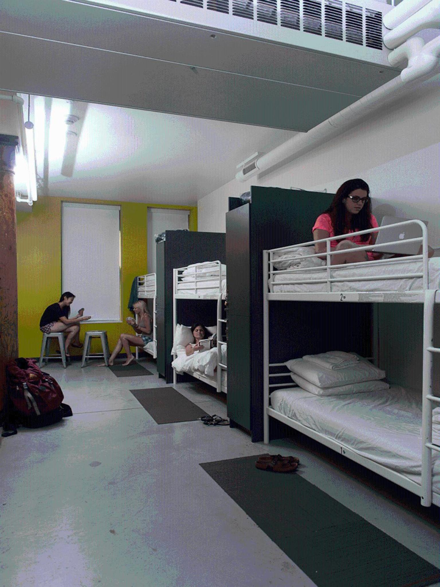 Bed in Women's 8-Bed Dormitory photo 3