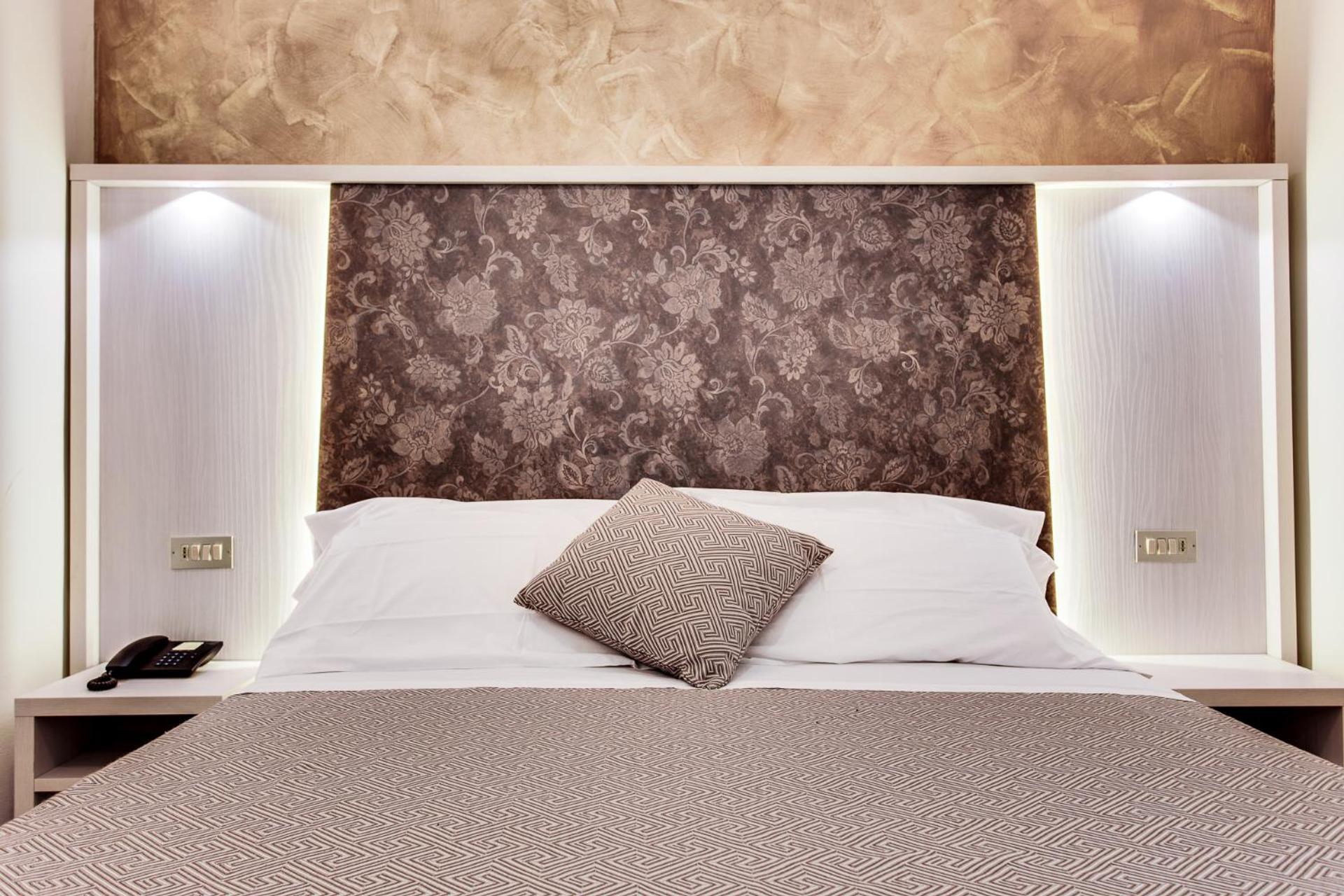 Comfort Triple Room photo 2