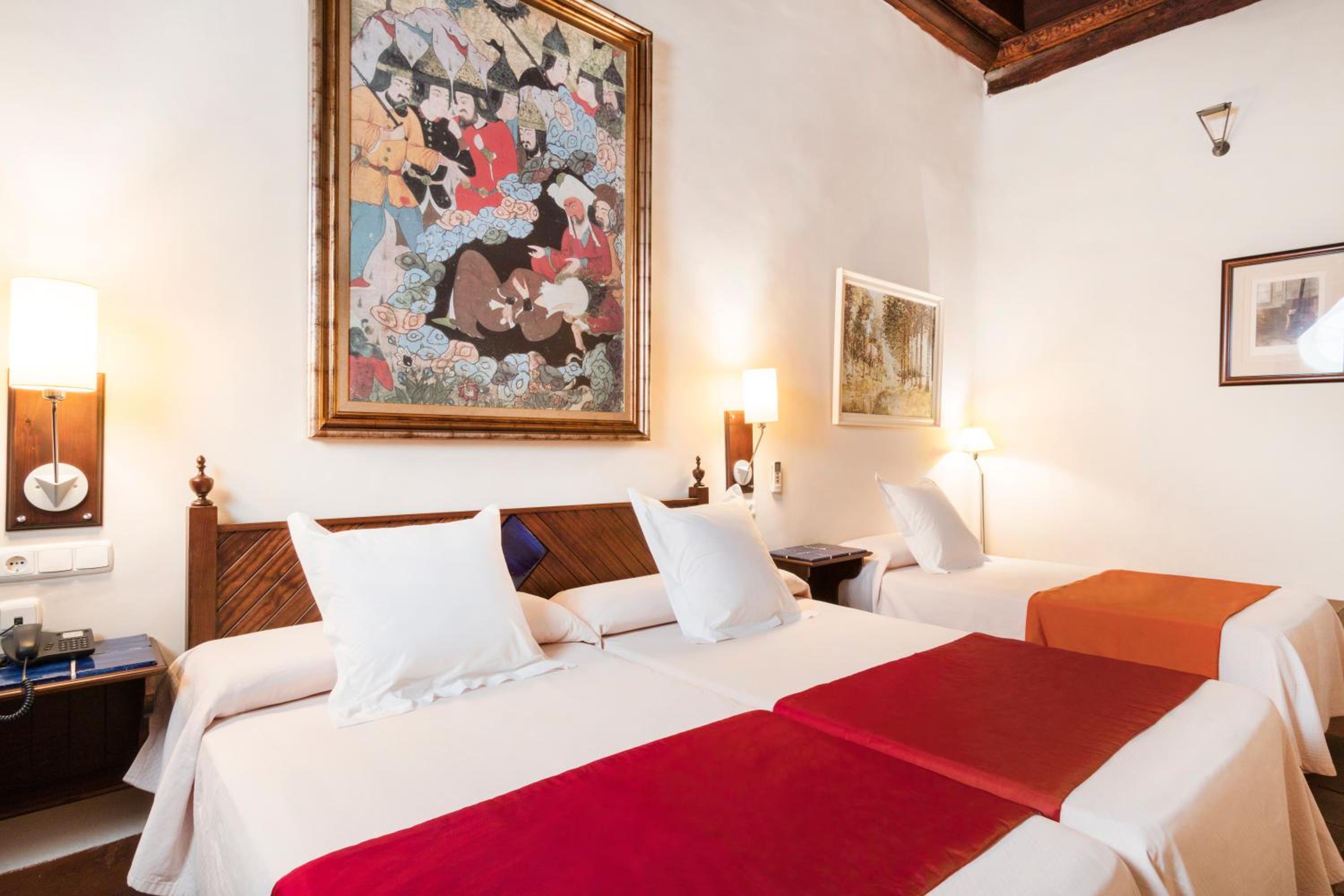 Economy Triple Room - Photo 1