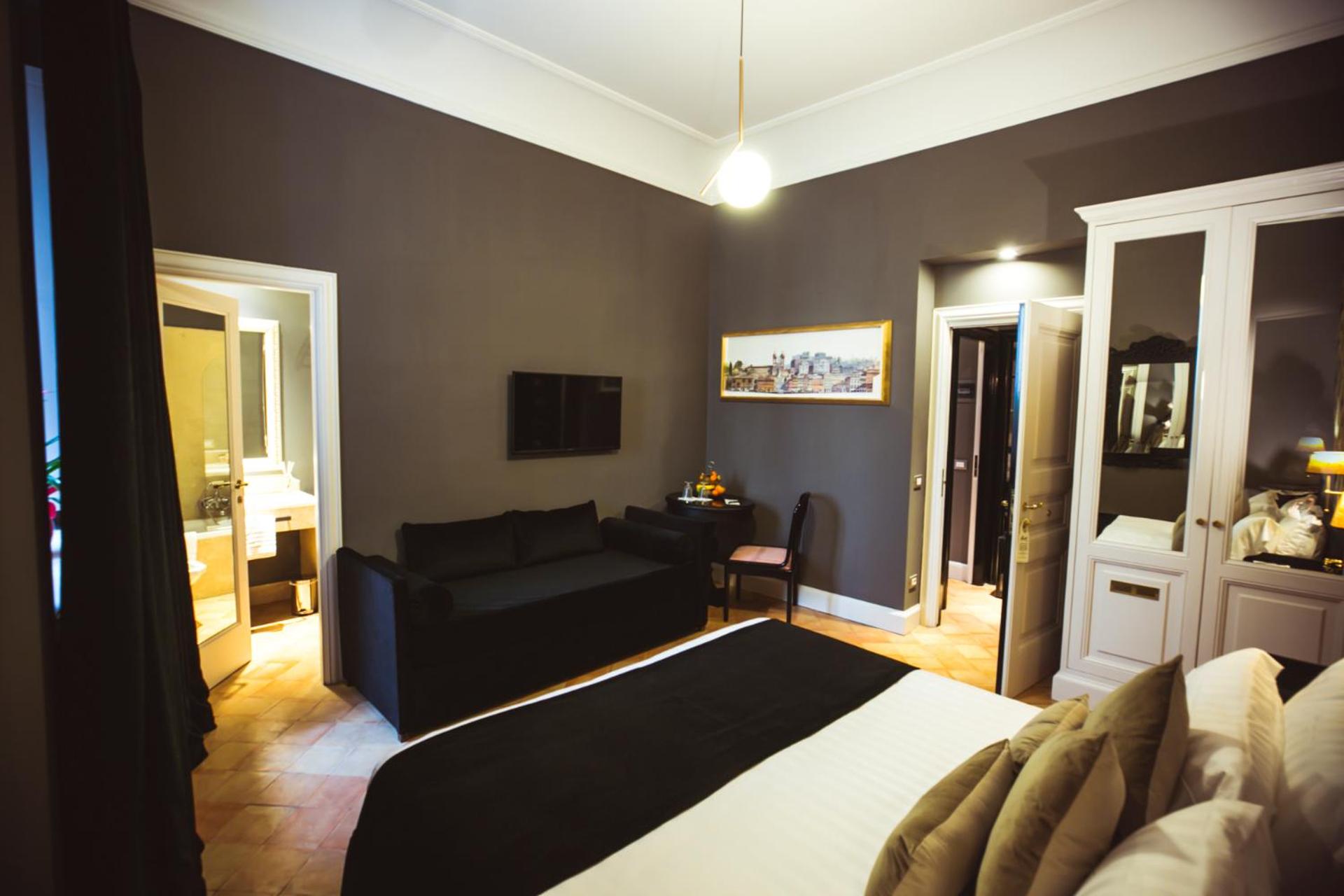 Superior Triple Room photo 3