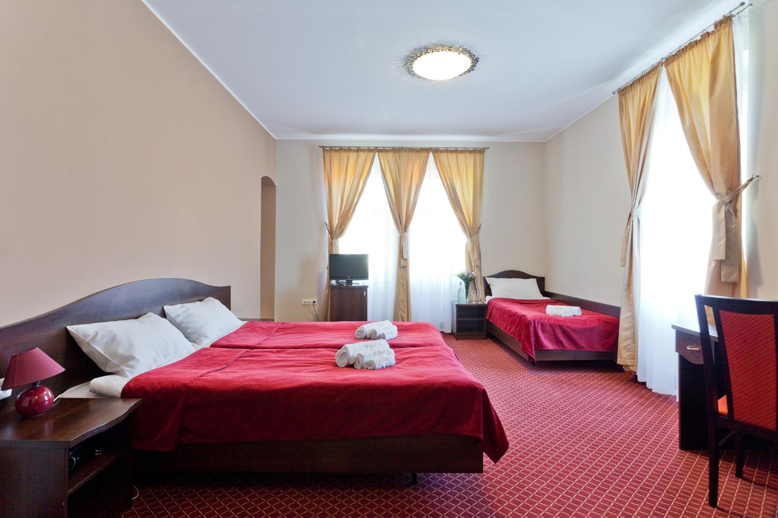 Premium Double or Twin Room - Photo 5