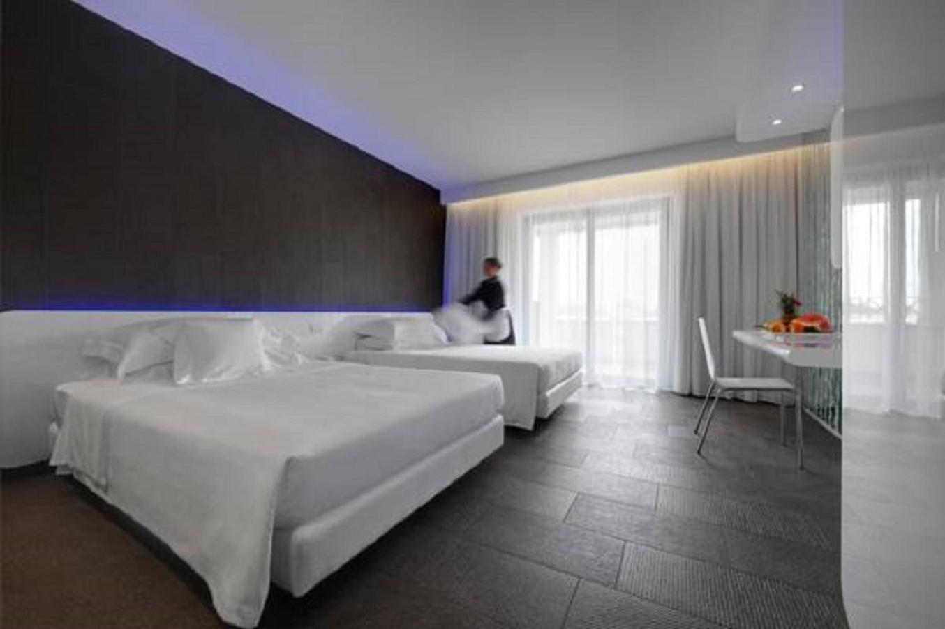 Superior Double or Twin Room - Photo 1