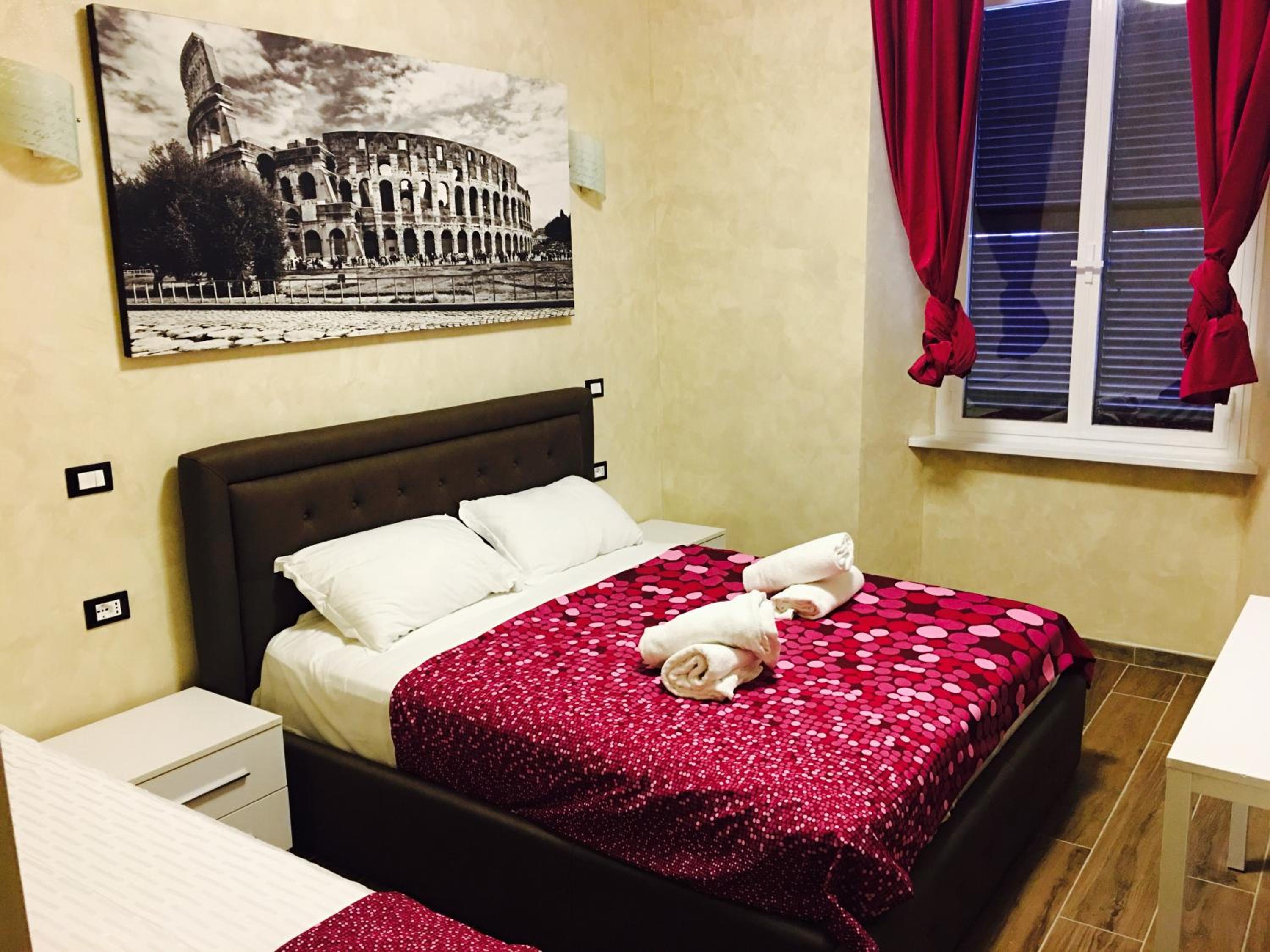 Triple Room with Private Bathroom photo 1