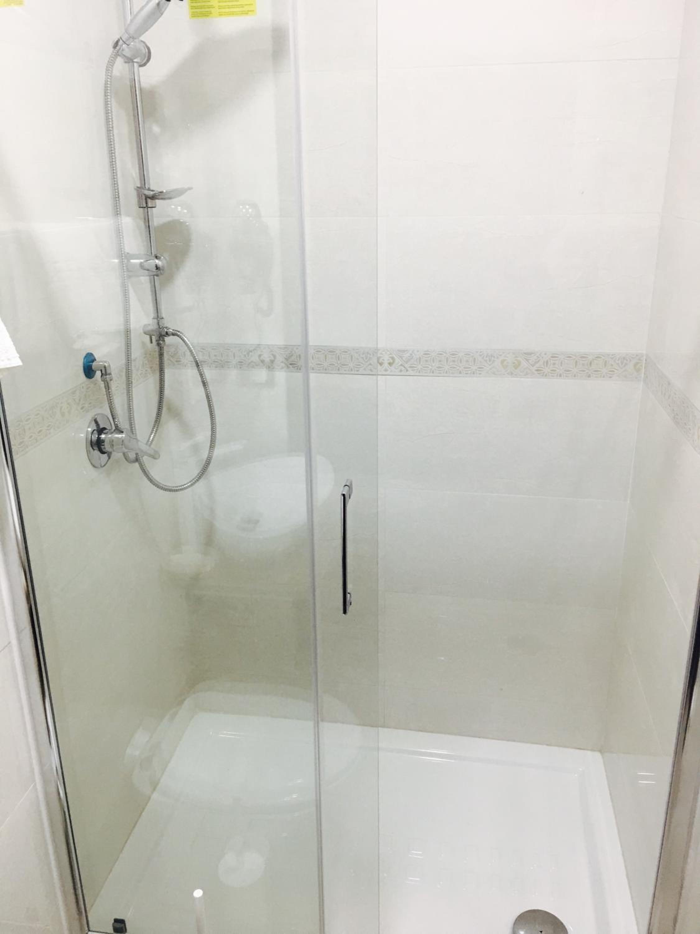 Triple Room with Private Bathroom photo 3