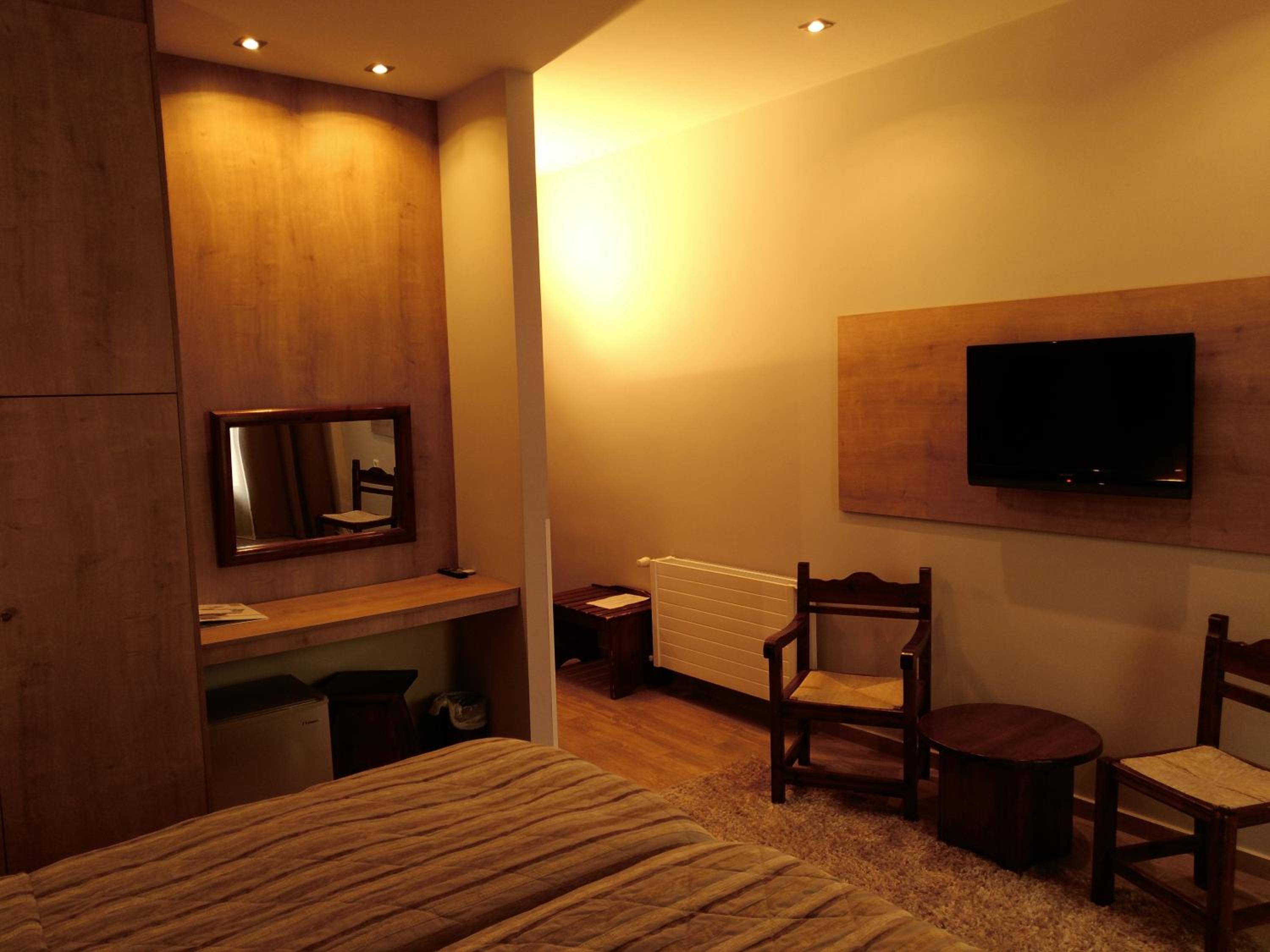 Double Room - Delphi Valley View - Photo 15