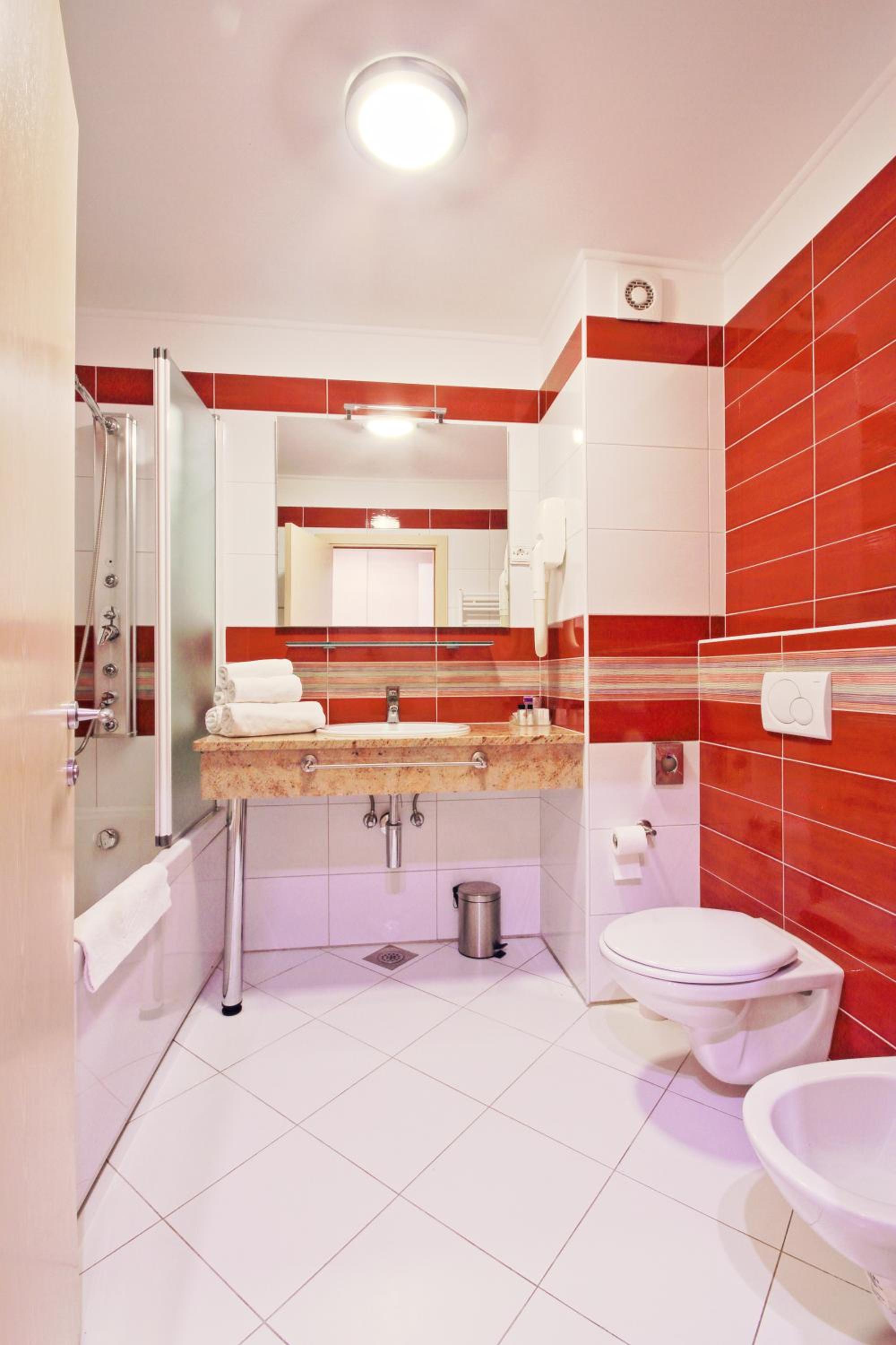 Classic Double Room - Photo 4