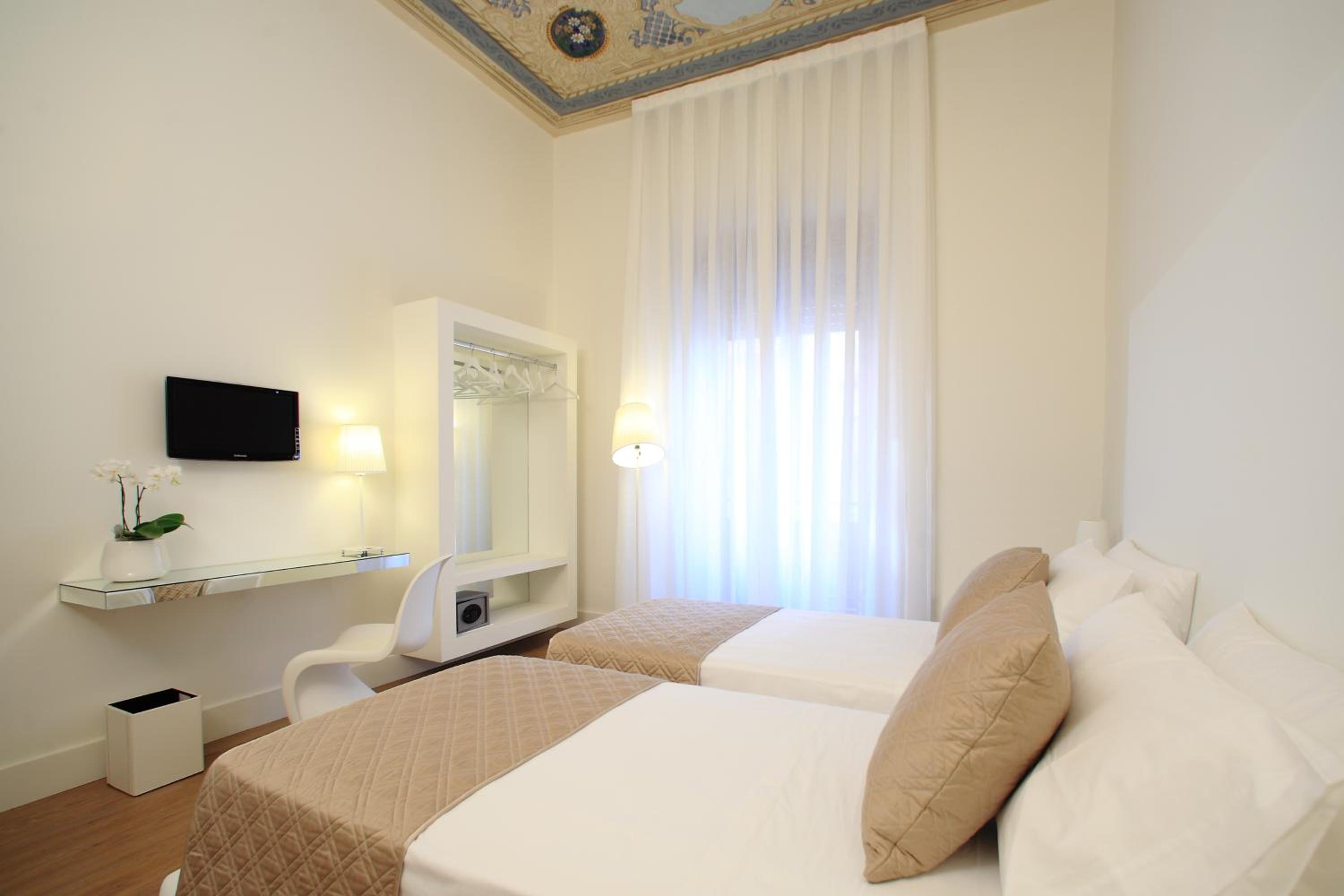 Triple Room - Photo 5