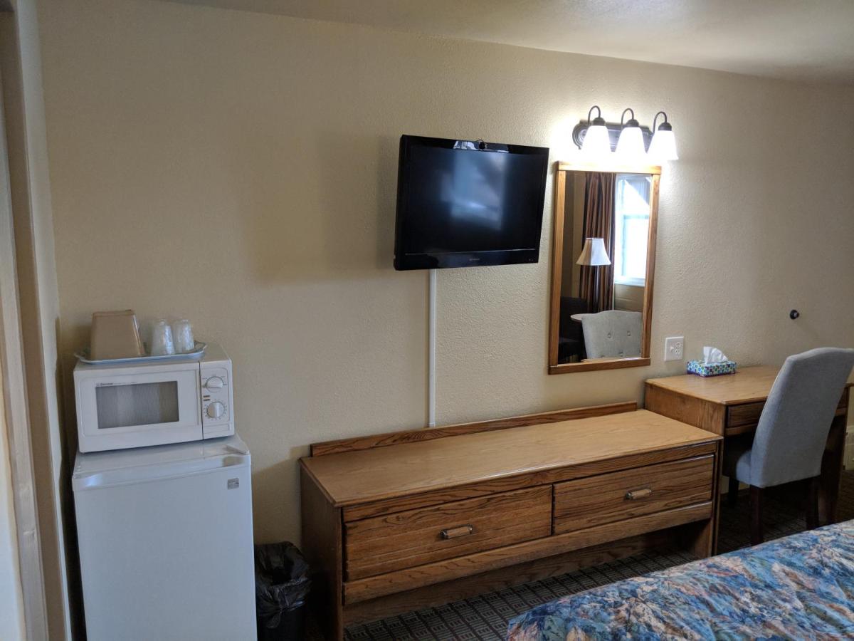 Non-Smoking Queen Room photo 1