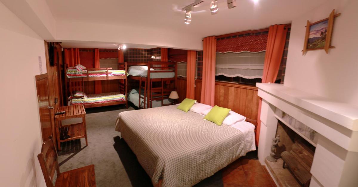 Family Room with Private Bathroom photo 1