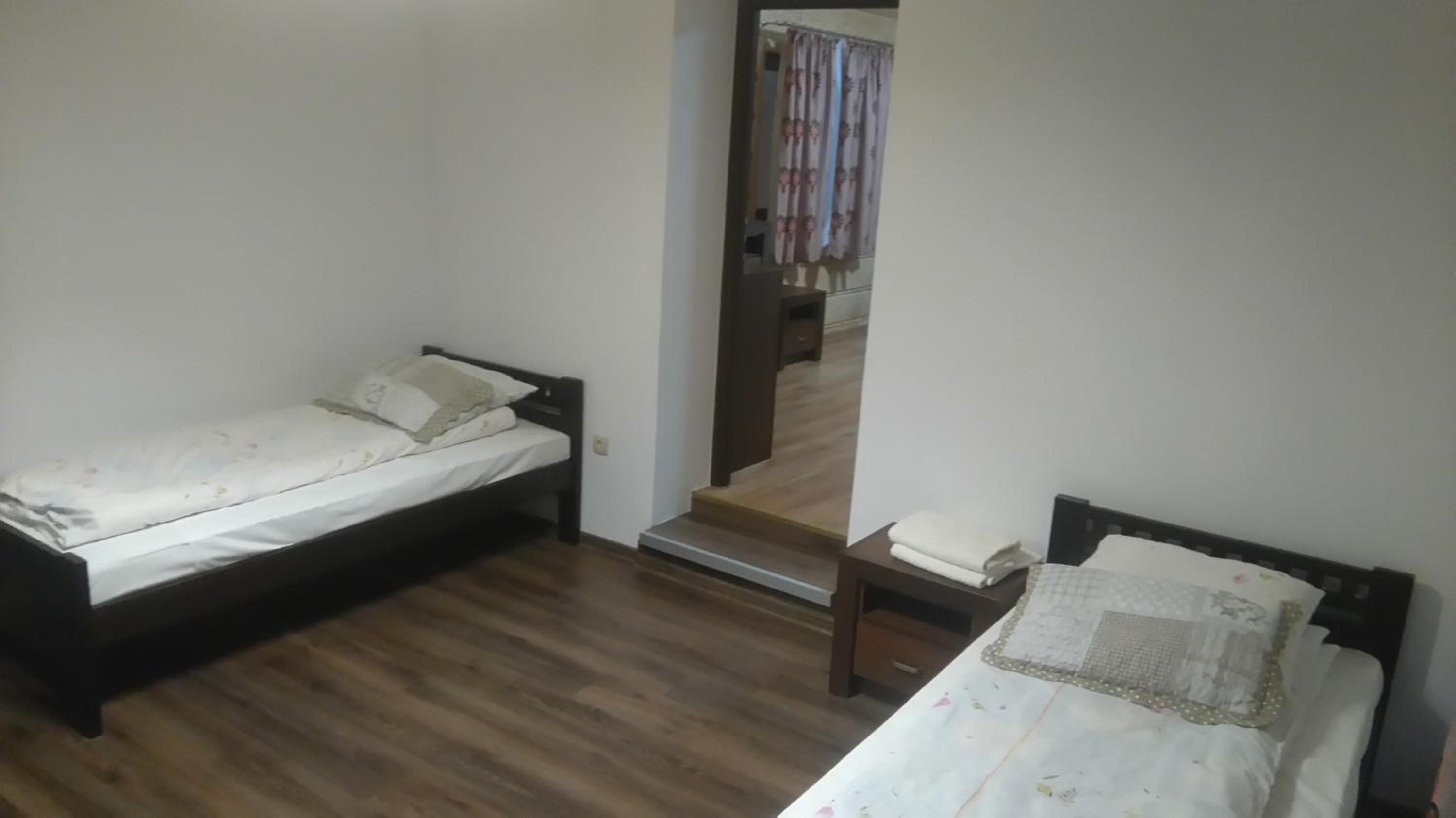One-Bedroom Apartment - Photo 5