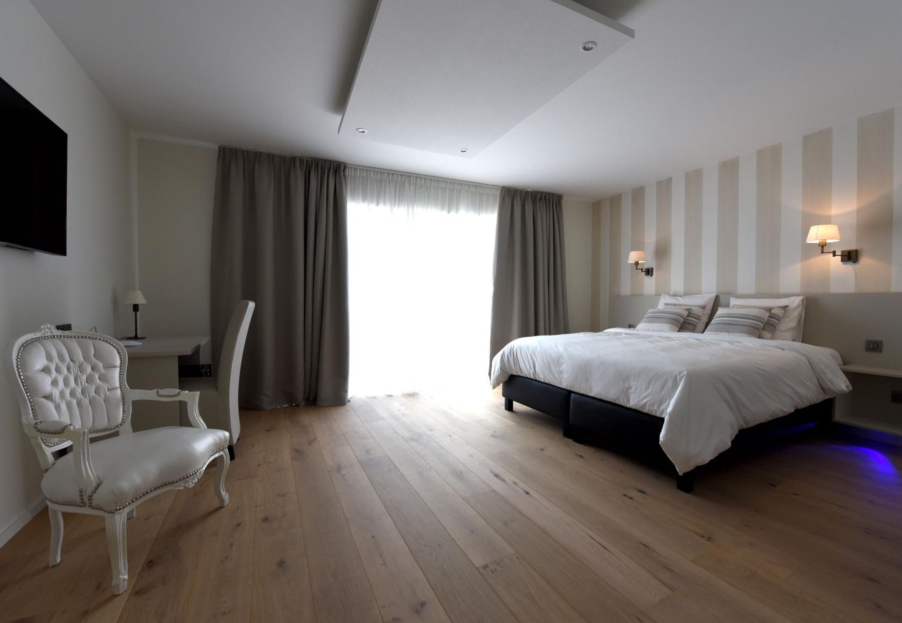 Double Room with Terrace - Photo 5