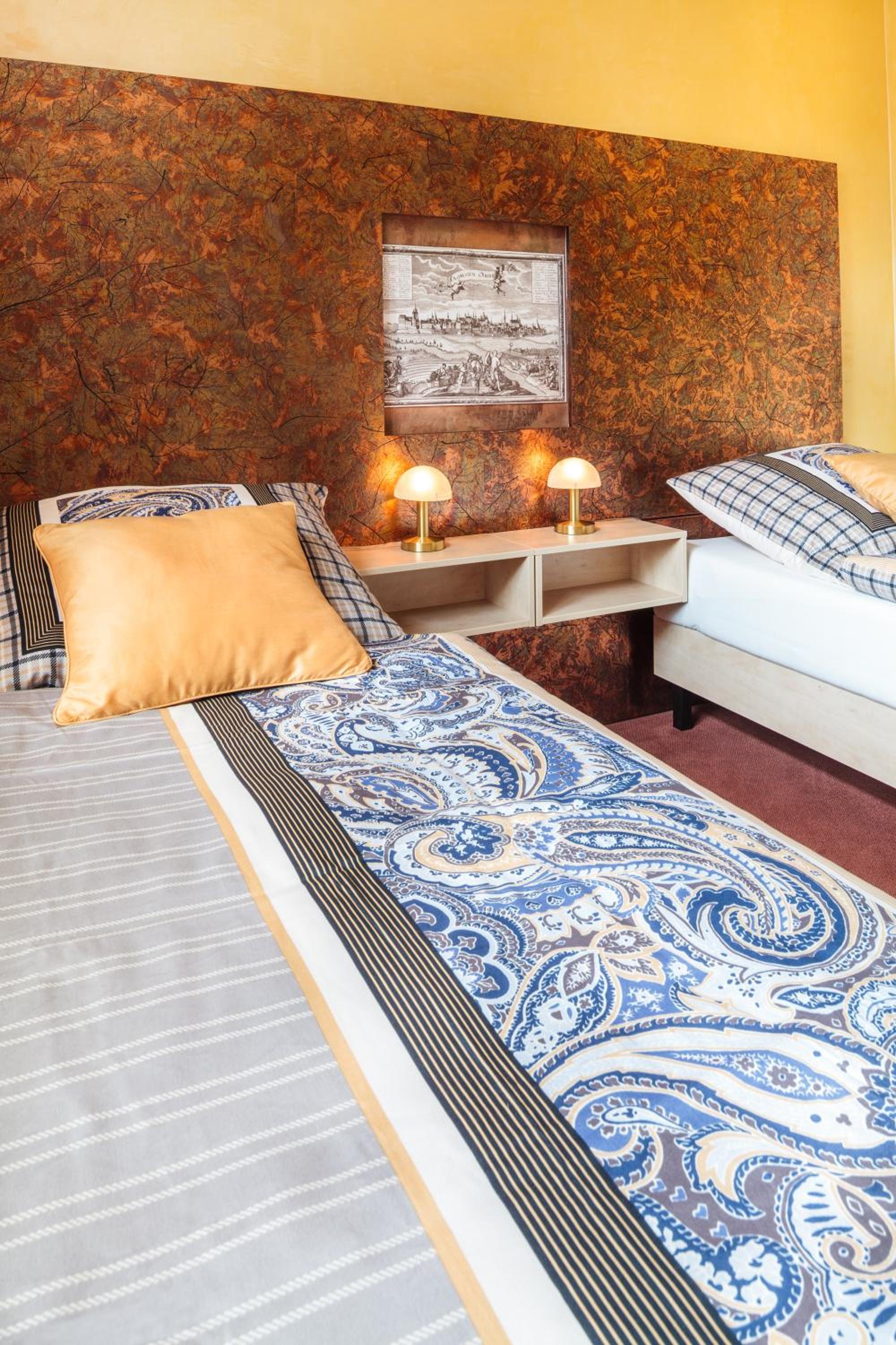 Twin Room - Photo 2