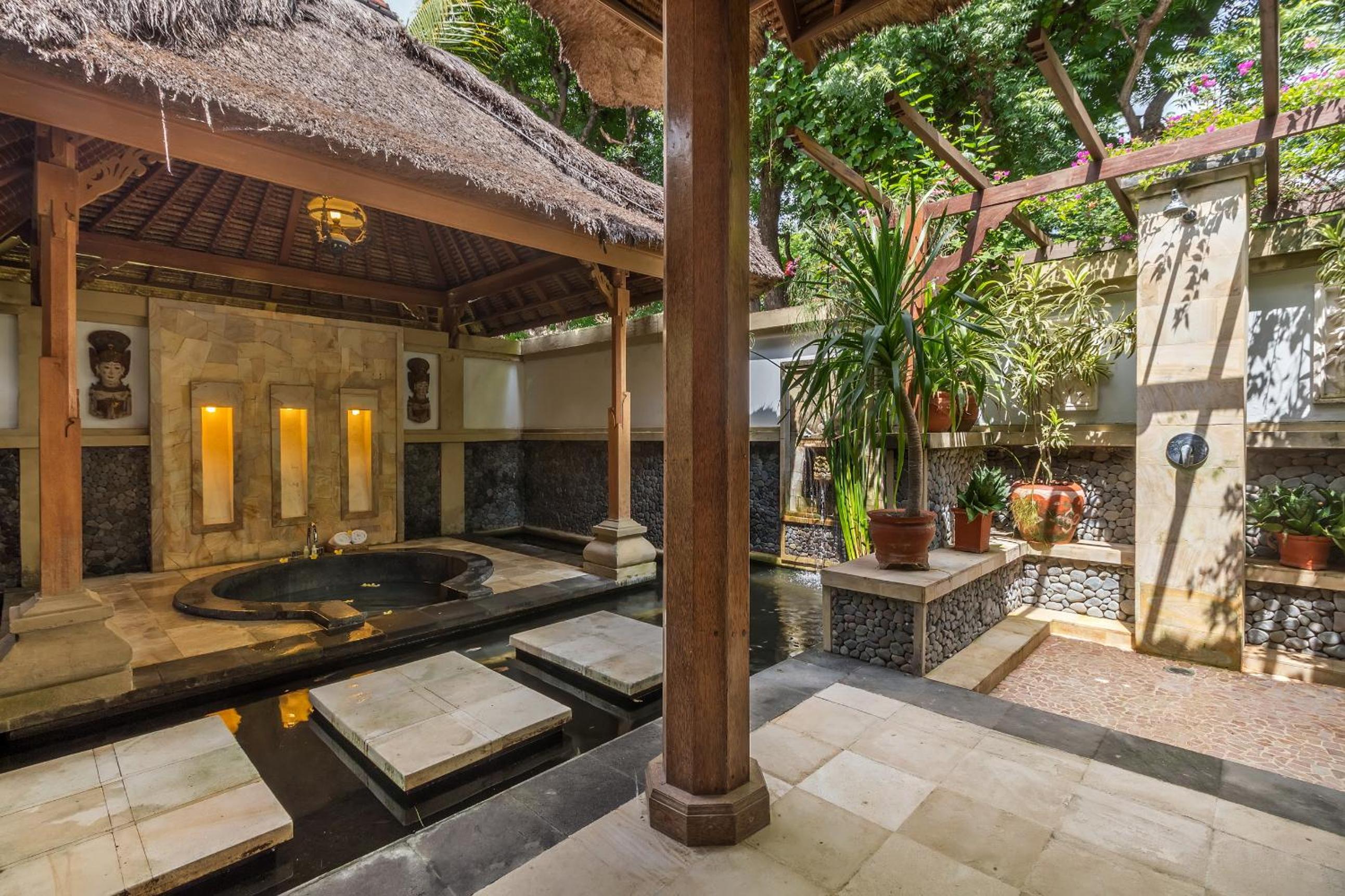 Three-Bedroom Villa with Private Pool - Photo 8