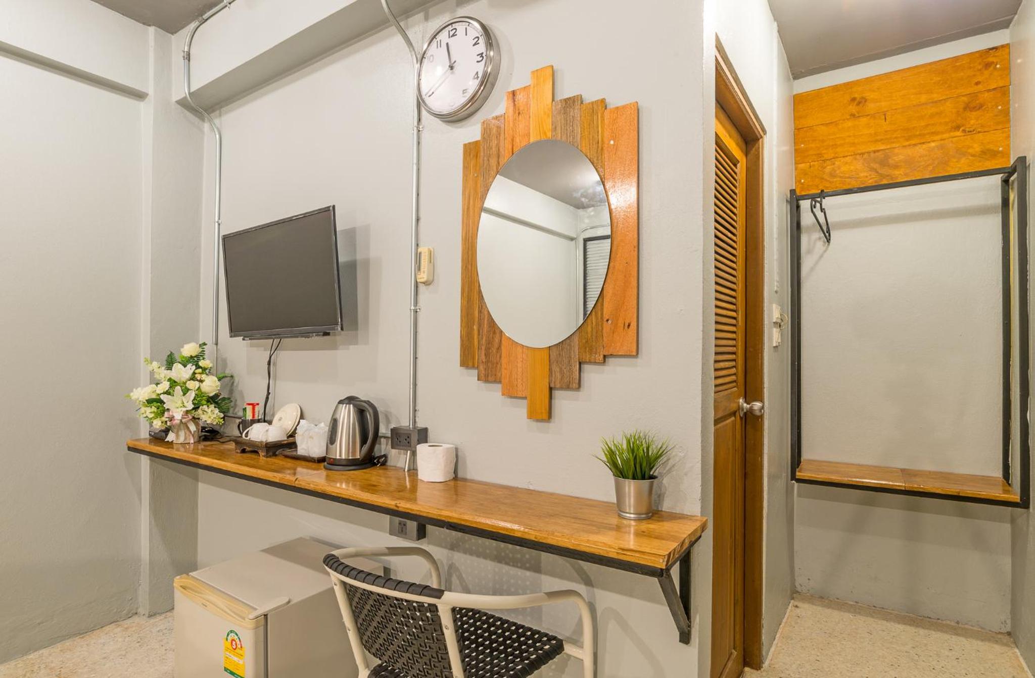 Small Twin Room