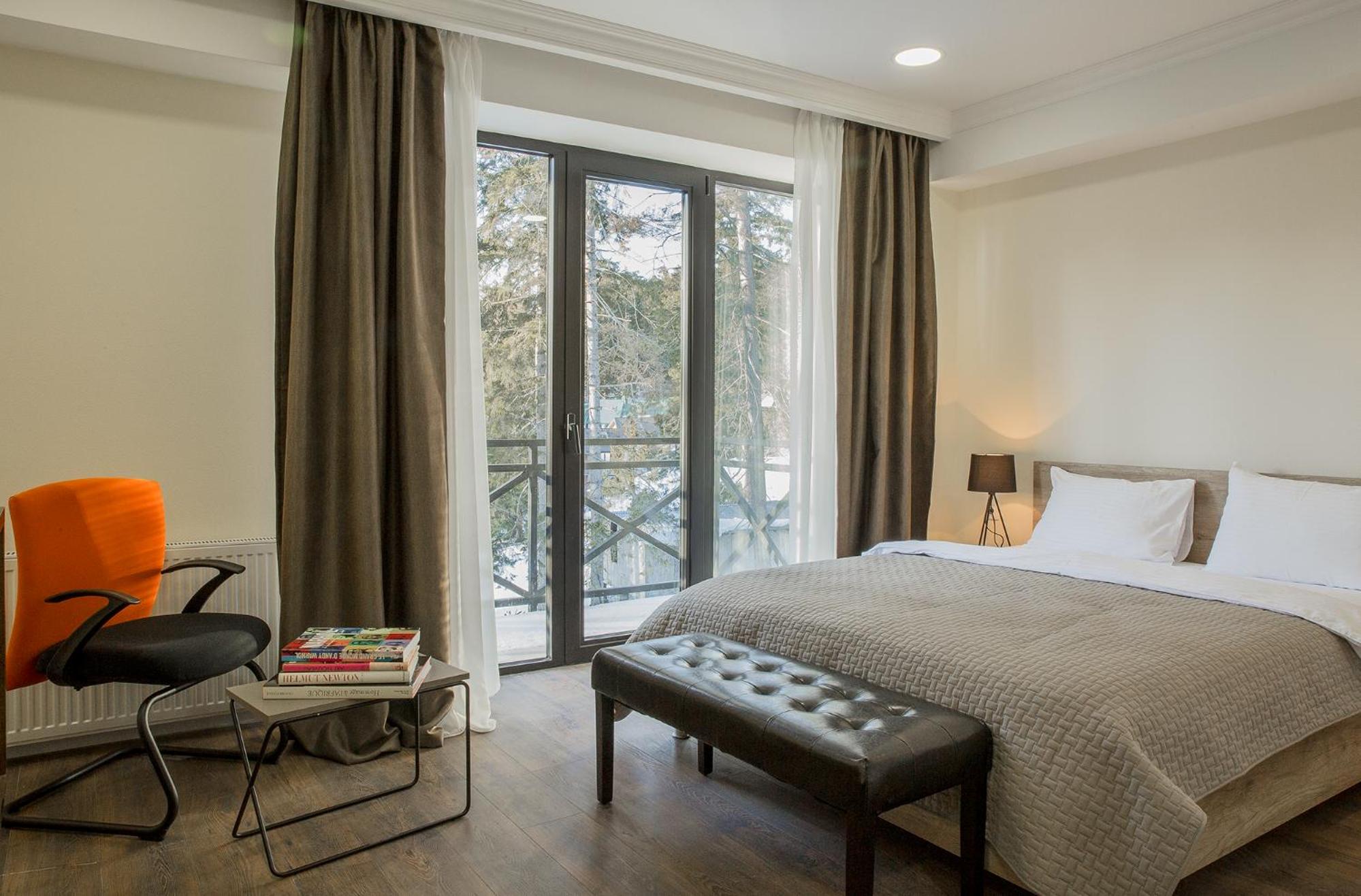 Large Double Room