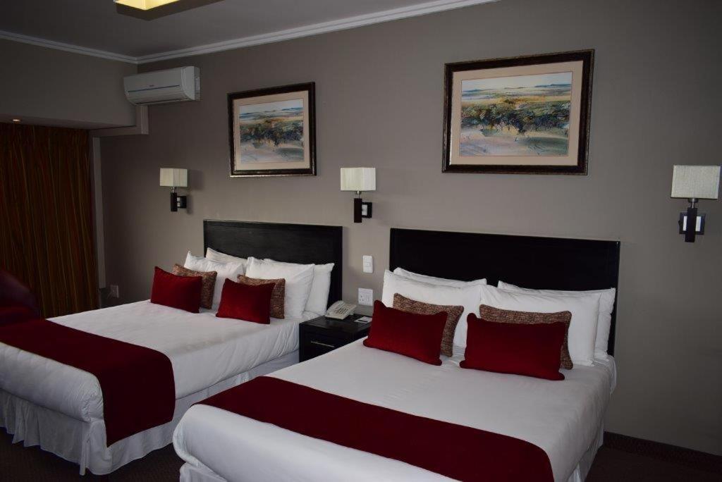 Standard Twin Room photo 2
