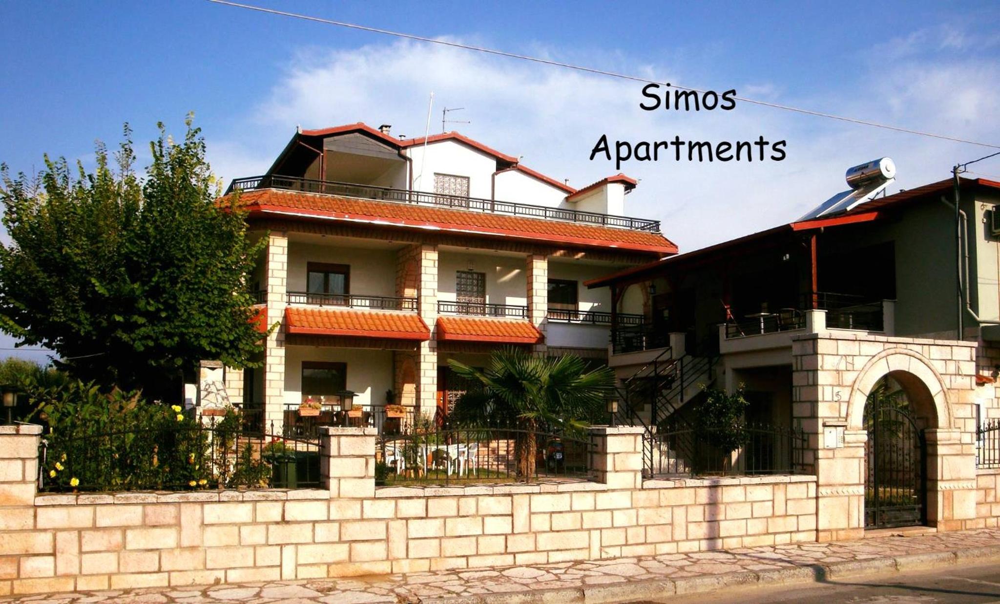 Apartment with Garden View - Photo 2