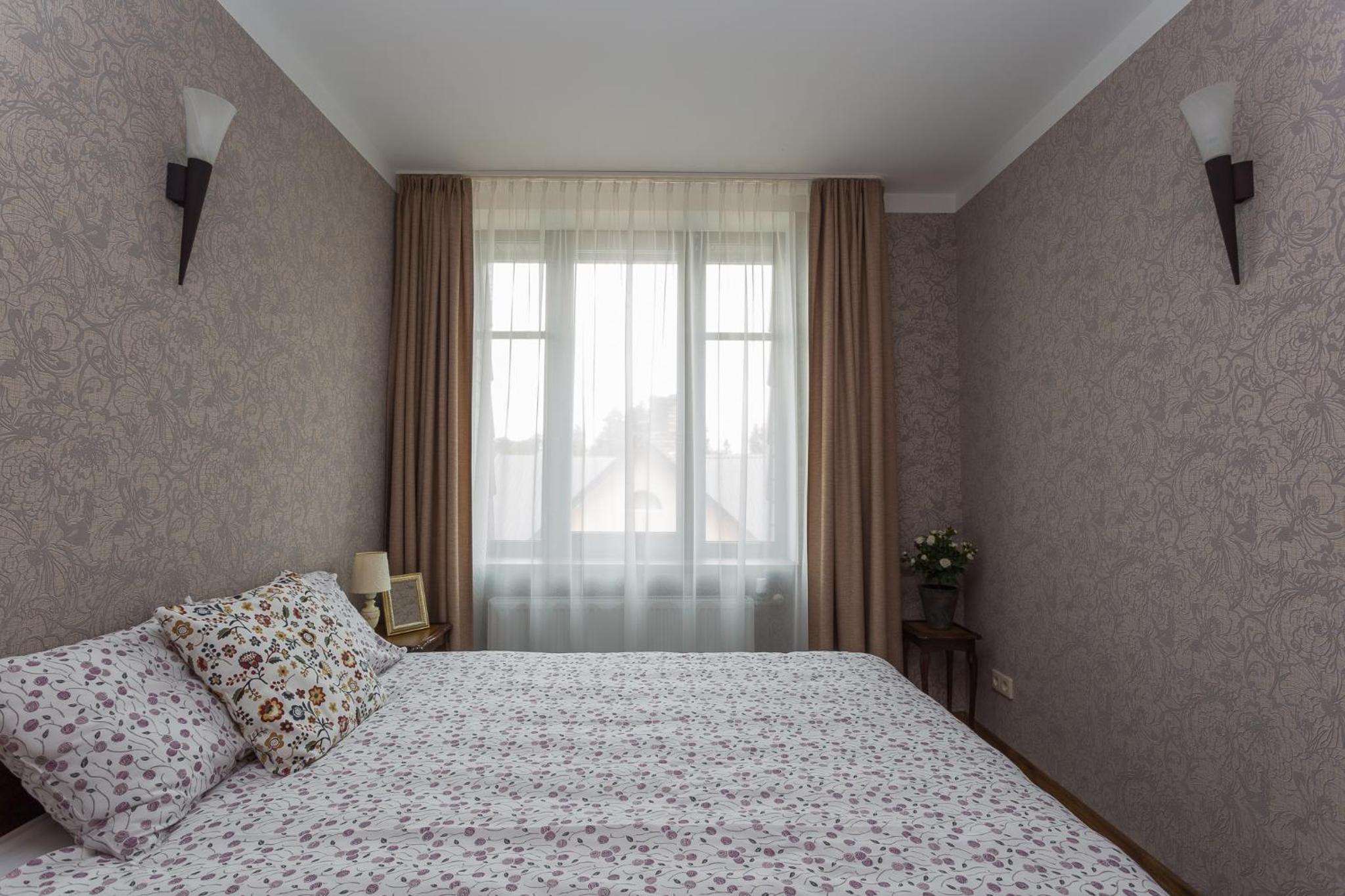 Two-Bedroom Deluxe Apartment with Garden View