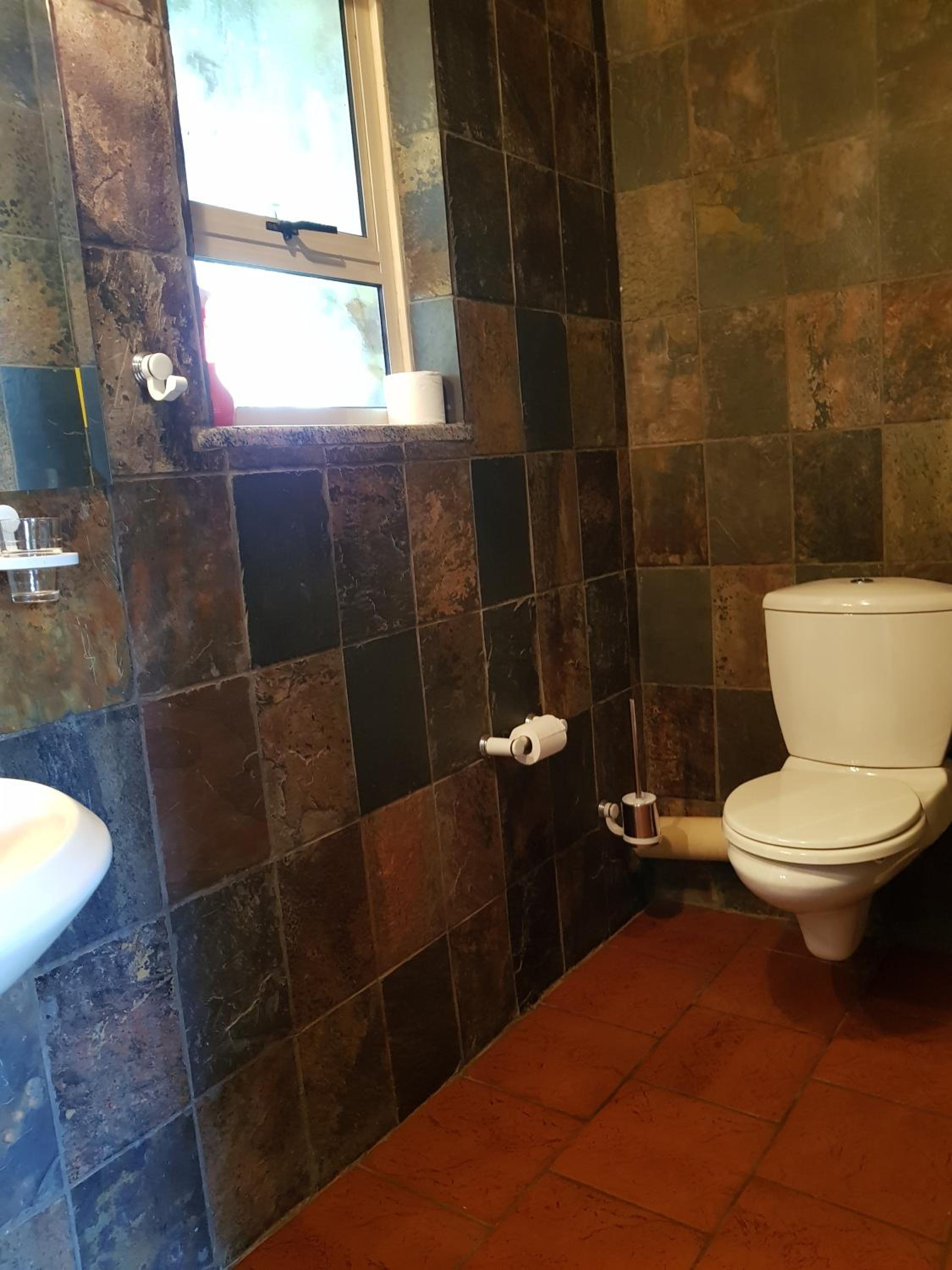 Deluxe Double Room with Shower photo 2